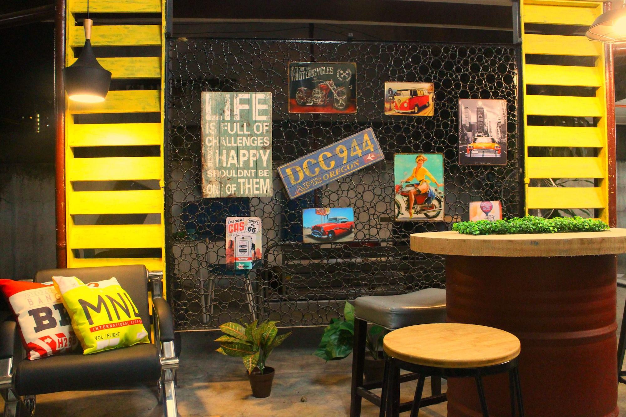 Vista Lobby Food District Hostel Cebu Central