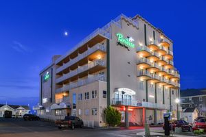 Alojamiento - Paradise Plaza Inn