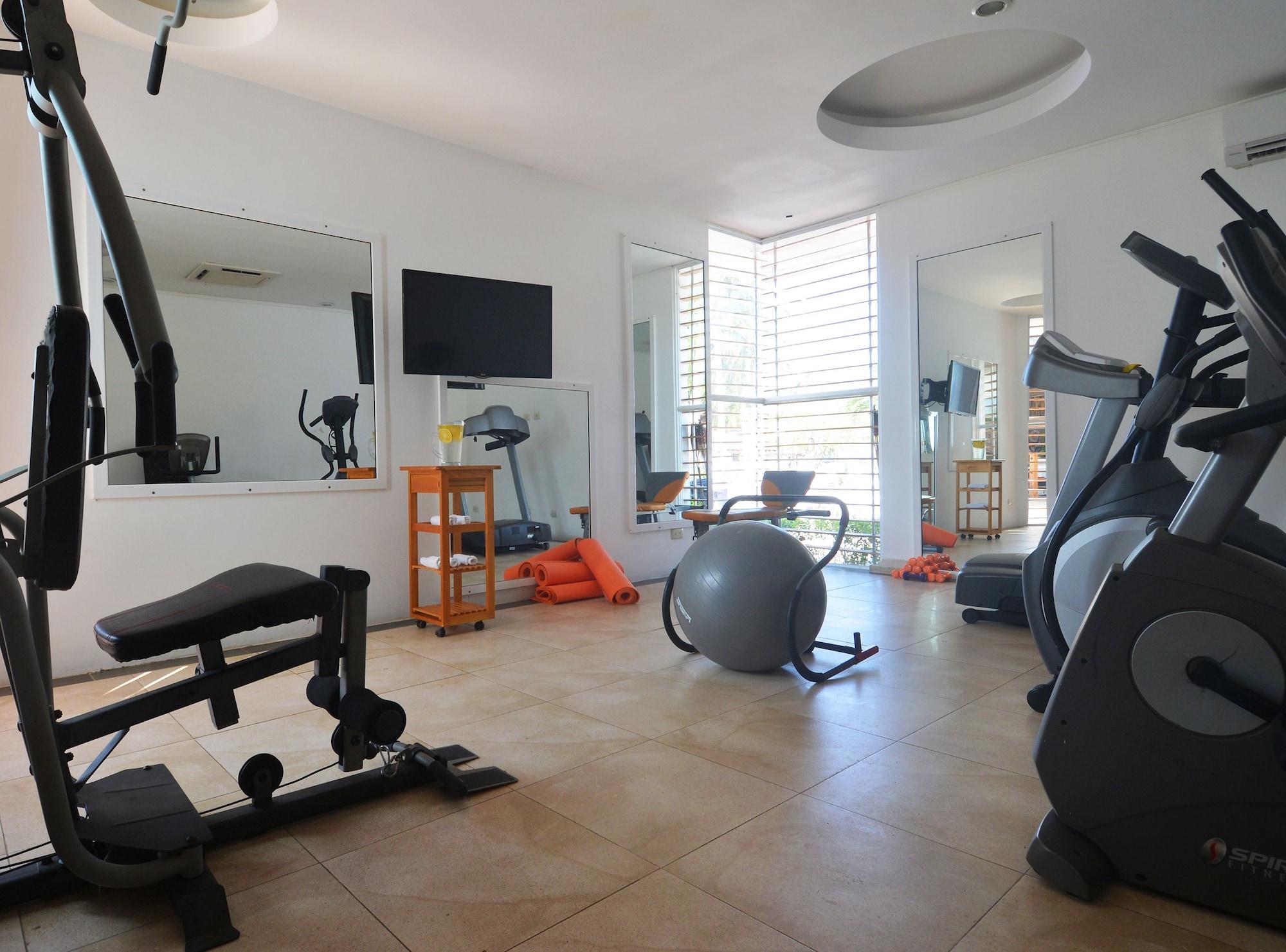 Gimnasio Villas Playa Samara Beach Front Resort