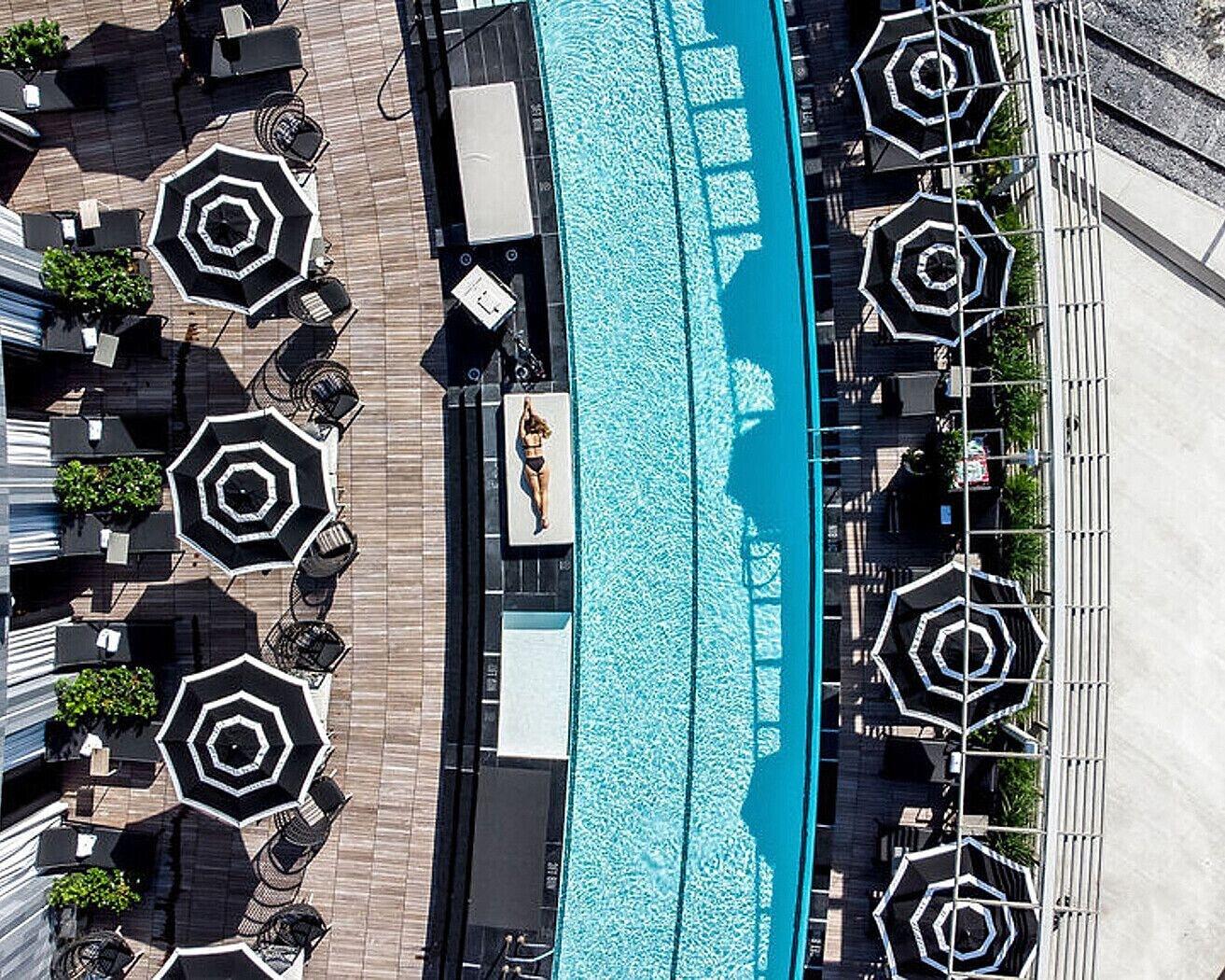 Vista Exterior Four Seasons Hotel New Orleans