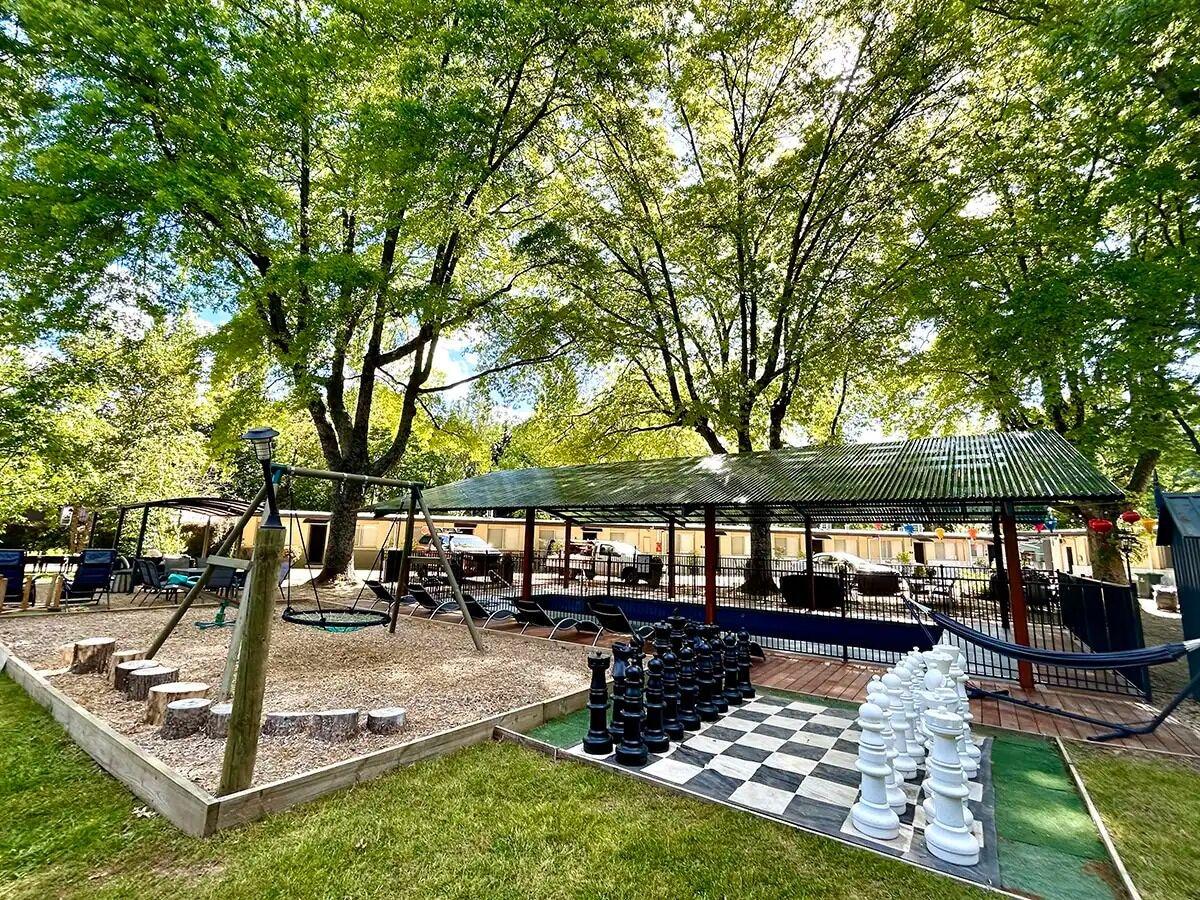 Instalaciones Recreativas Adina Lodge Holiday Units