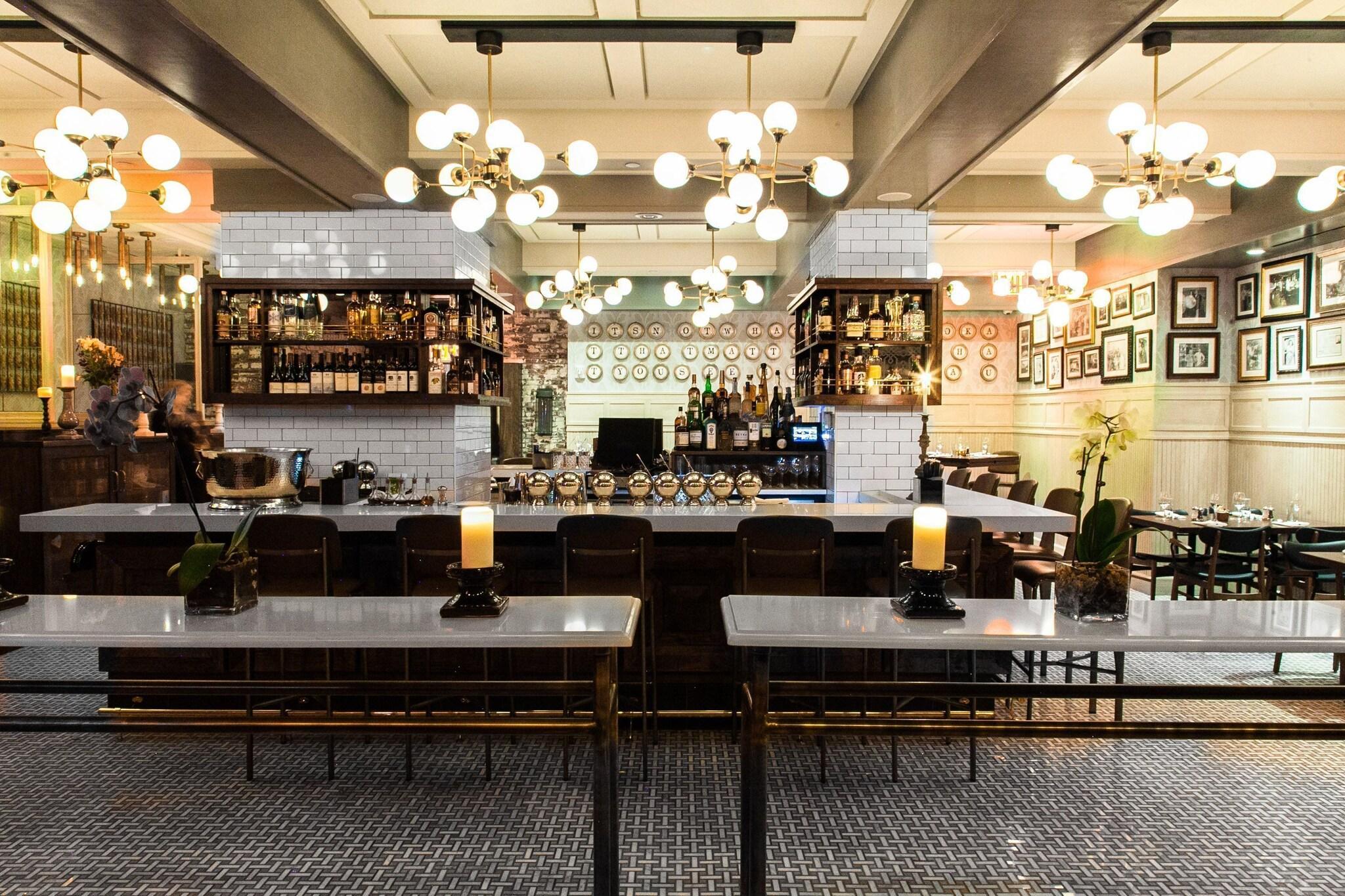 Restaurant Executive Hotel Le Soleil New York