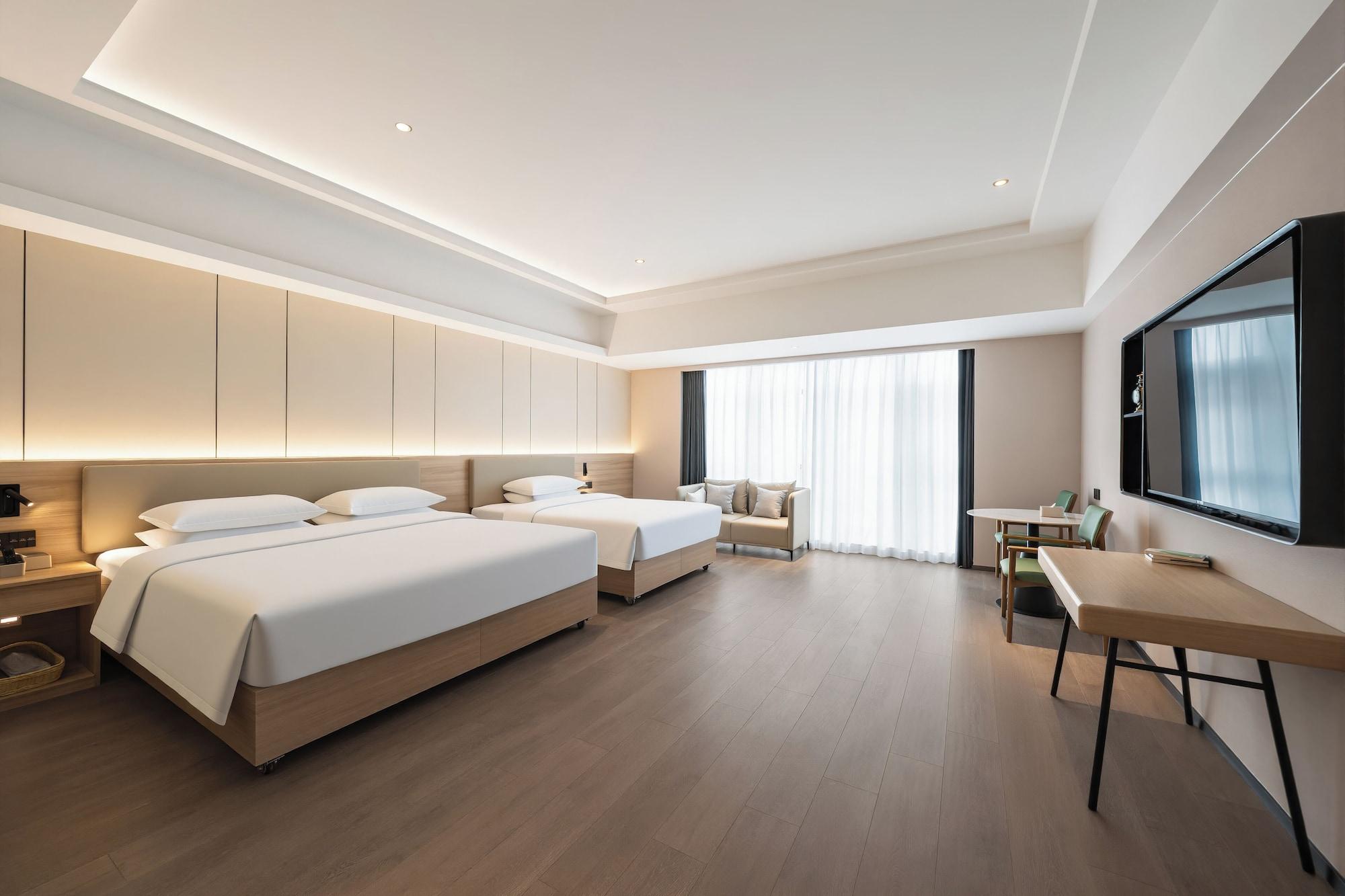 Varios Shanghai Joy International Resort Hotel (Wild Animal Park)