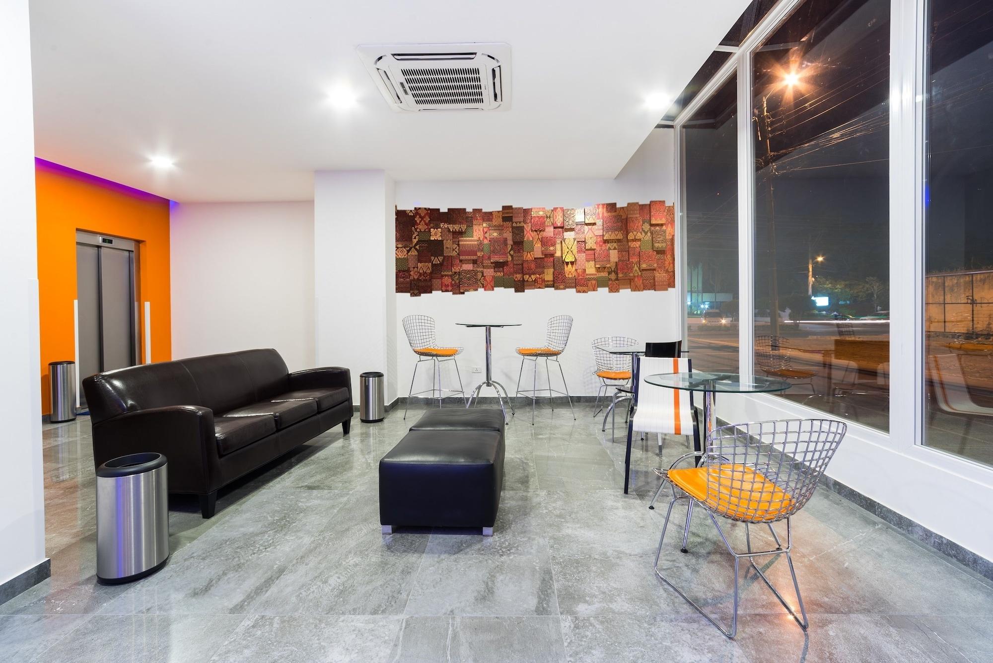Vista Lobby Hotel LP Equipetrol