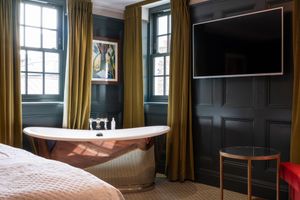 Alojamiento - Spread Eagle