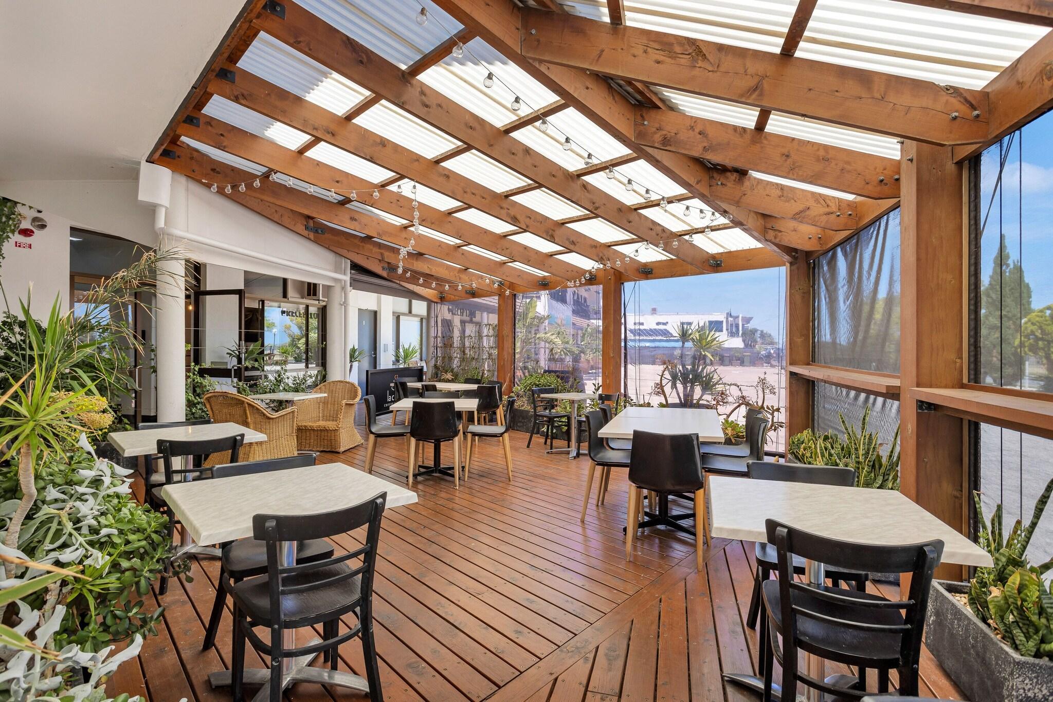 Restaurant Coast Motel And Apartments