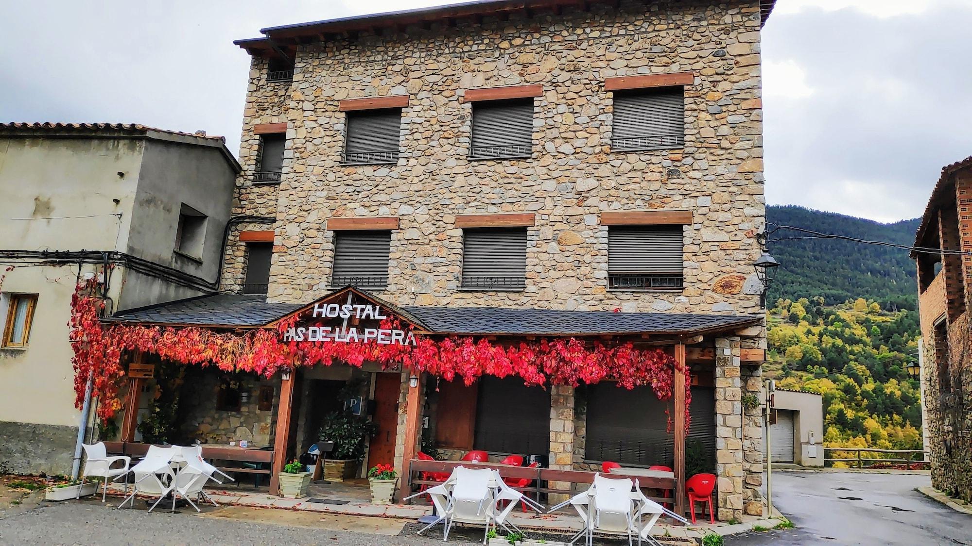 Vista Exterior Hostal Pas de la Pera