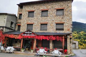 Alojamiento - Hostal Pas de la Pera