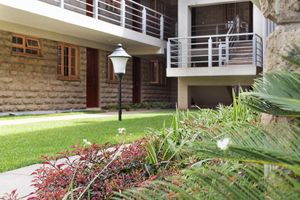 Alojamiento - The Cycads Suites