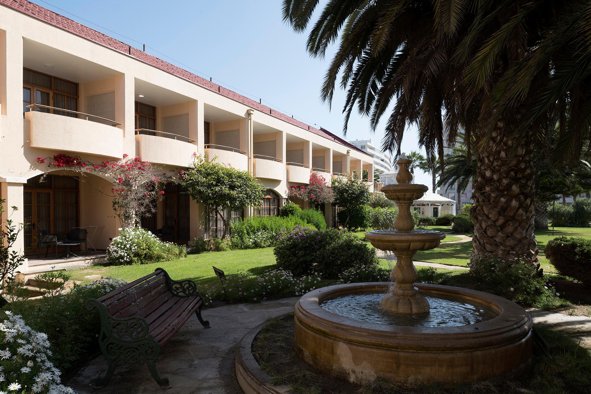 Vista Exterior Hotel La Serena - Caja los Andes