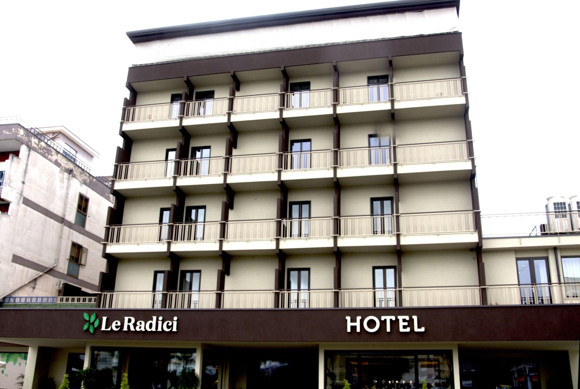 Vista Exterior Hotel Commercio