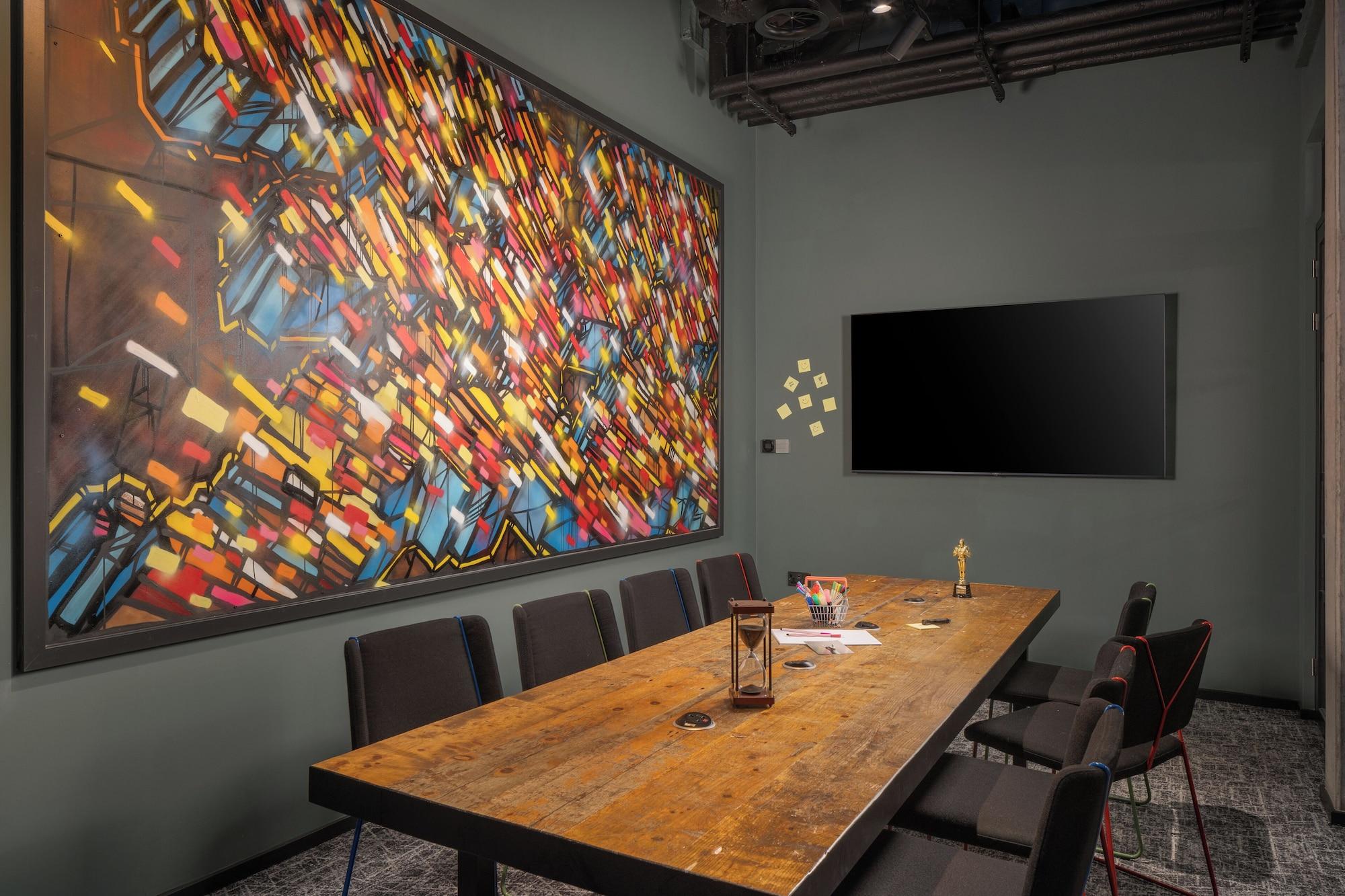Sala de Reuniones Moxy Cork