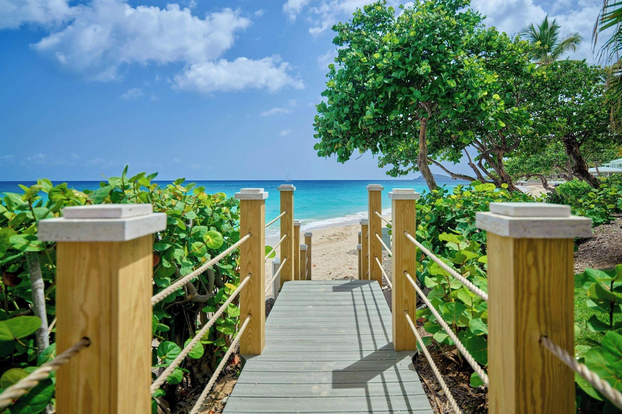 Vista Exterior Buoy Haus Beach Resort St. Thomas, Autograph Collection