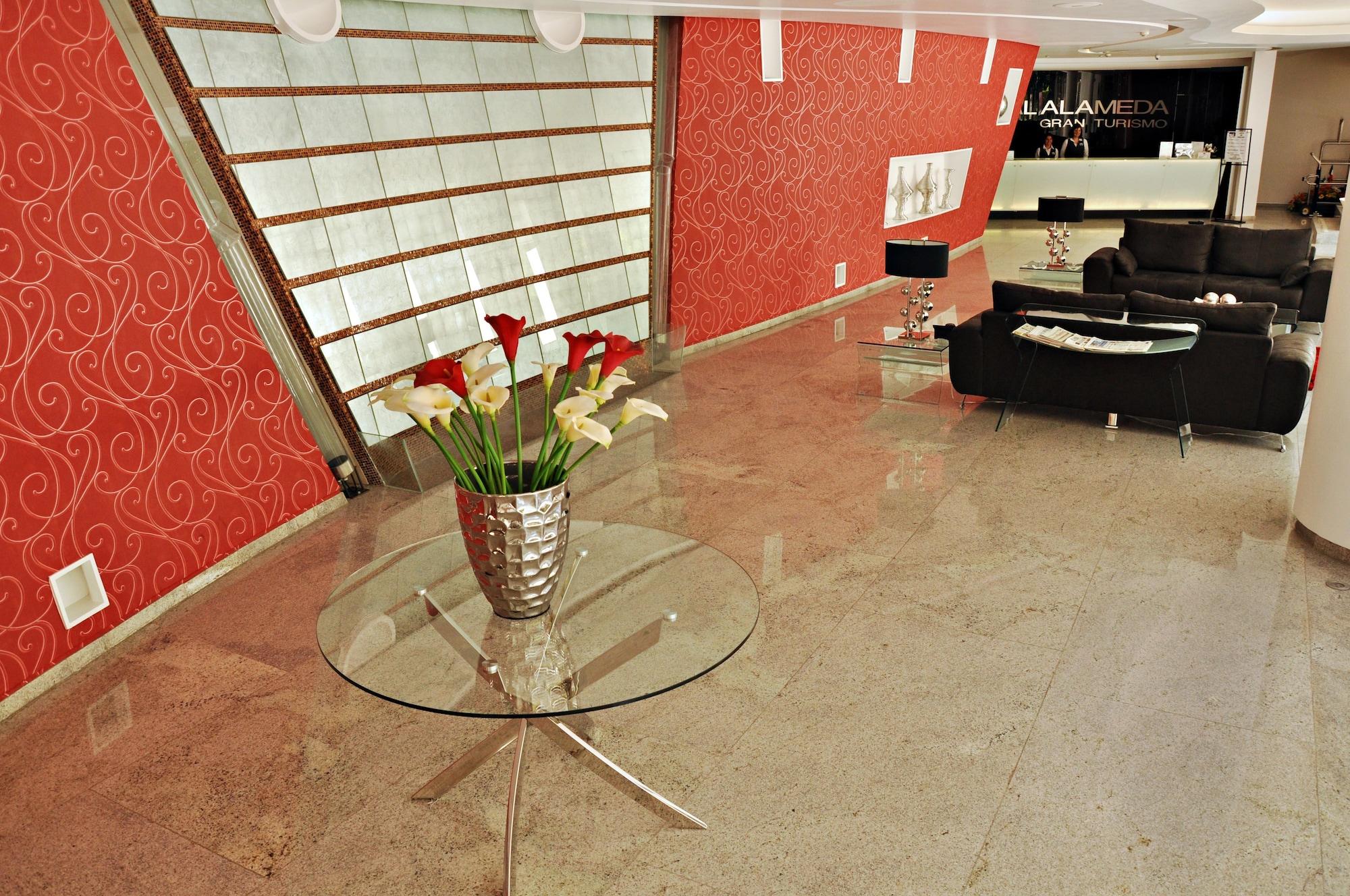 Vista Lobby Hotel Real Alameda