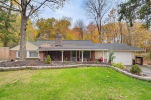 Alquiler Vacacional - Easy Cleveland Access! Quiet Suburb Stay w/ Yard