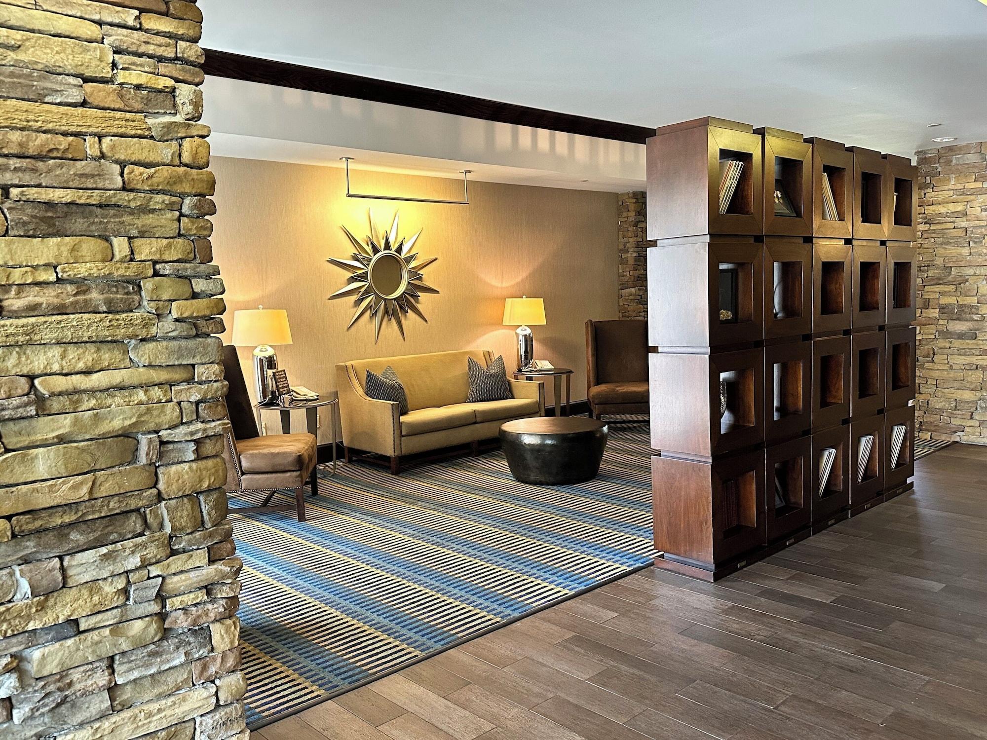 Vista Lobby Hampton Inn by Hilton Columbus South Fort Benning