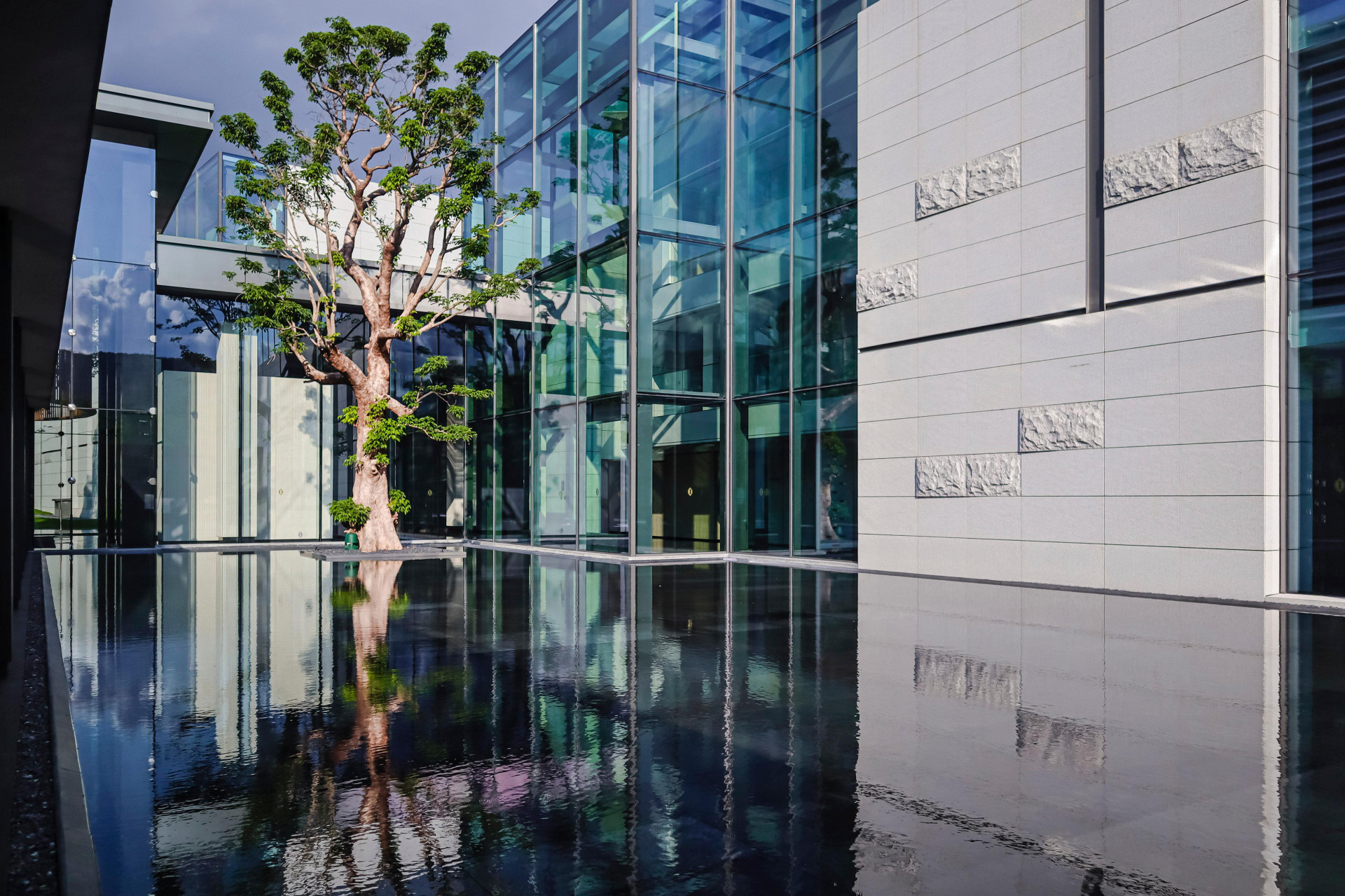 Vista Exterior InterContinental Shenzhen Dameisha Resort by IHG