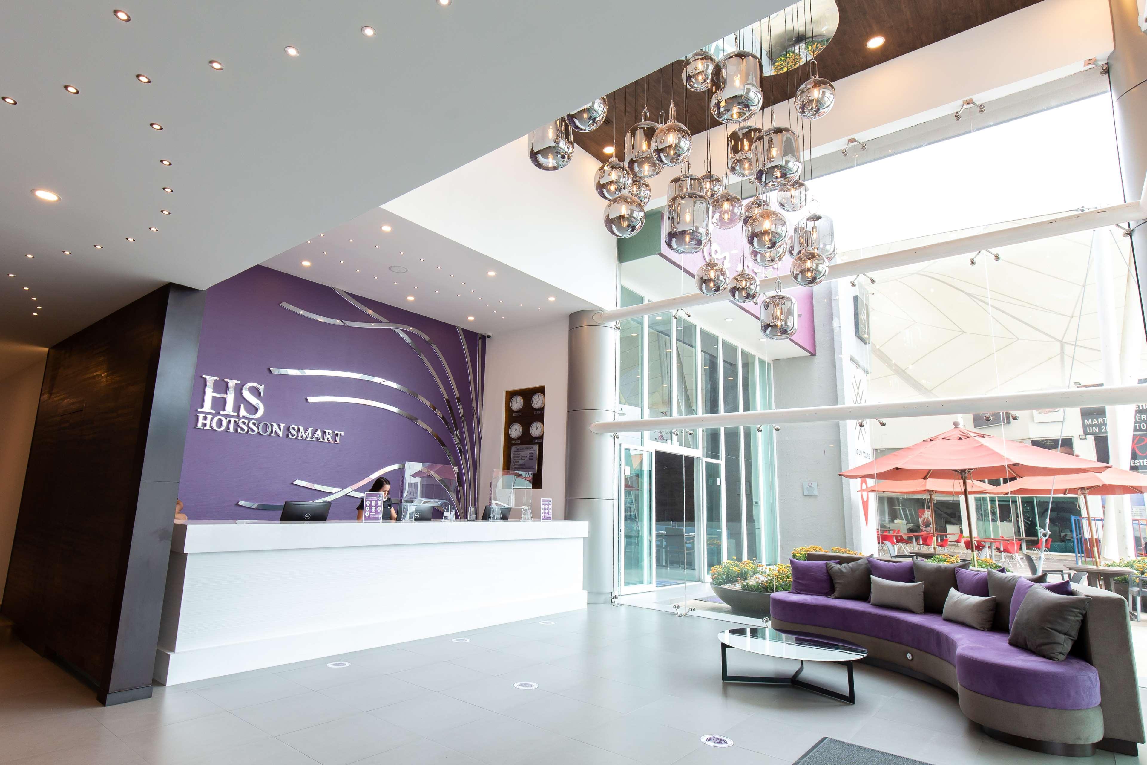 Vista Lobby HS HOTSSON Smart León Centro Max