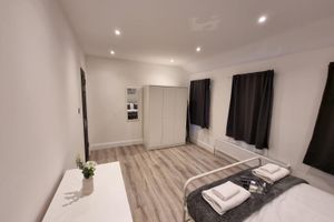 Alquiler Vacacional - Modern 2 bedroom house in London - Dagenham