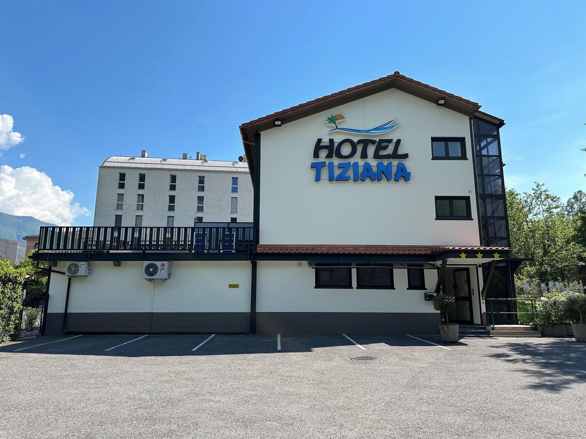 Varios Hotel Tiziana