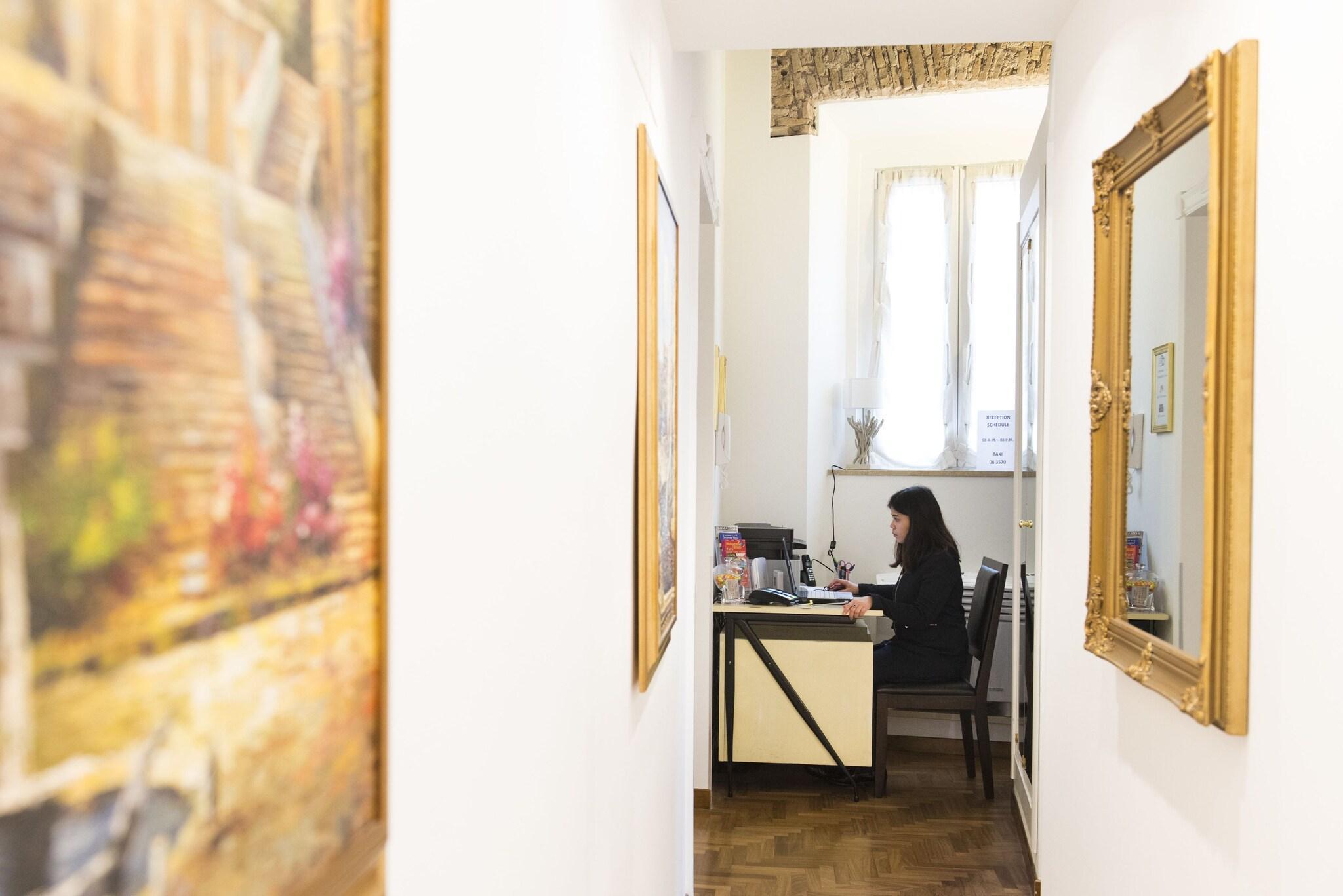 Vista Lobby Domus Trevi