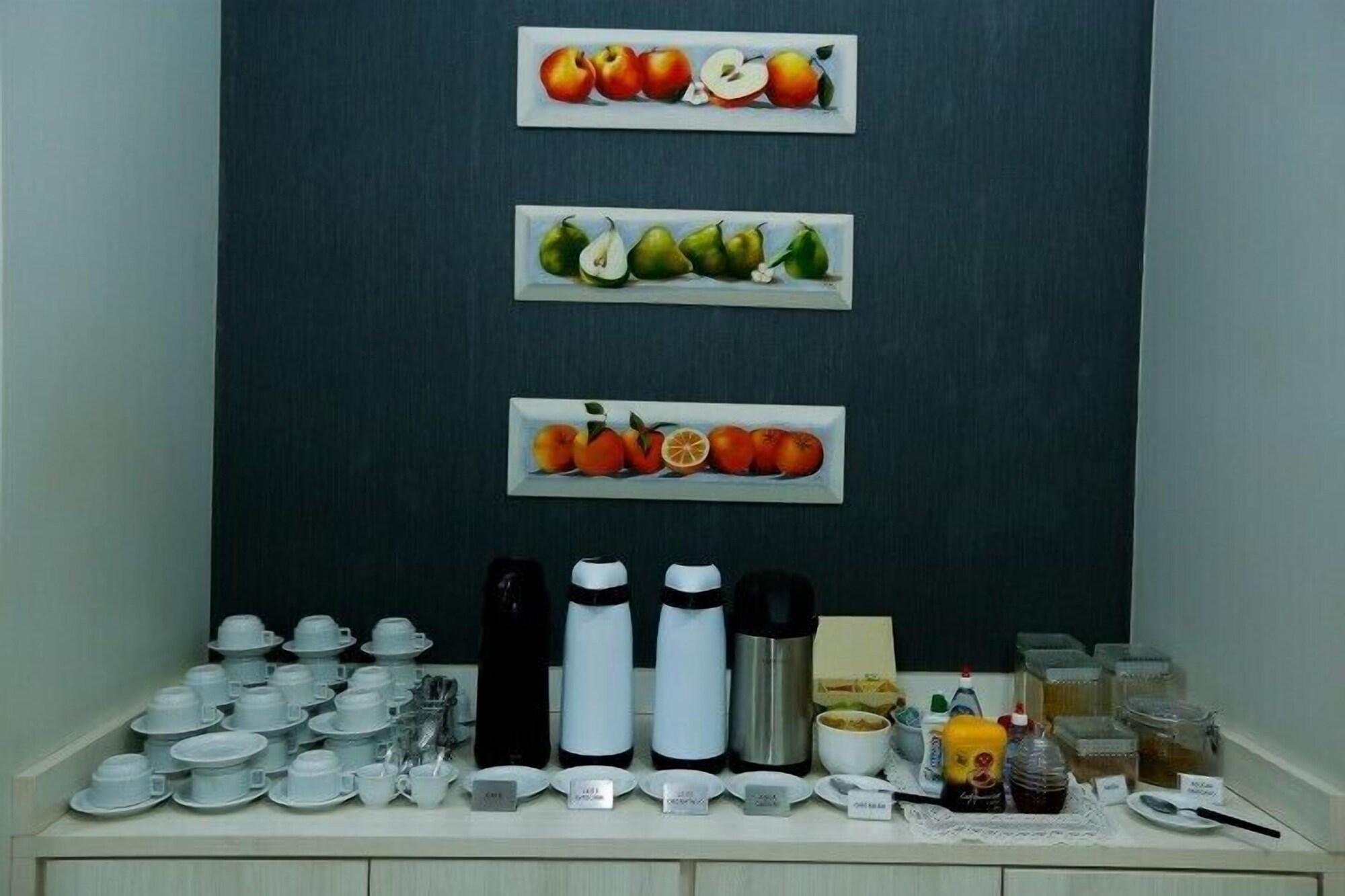 Bar/Salón Hotel Mandino