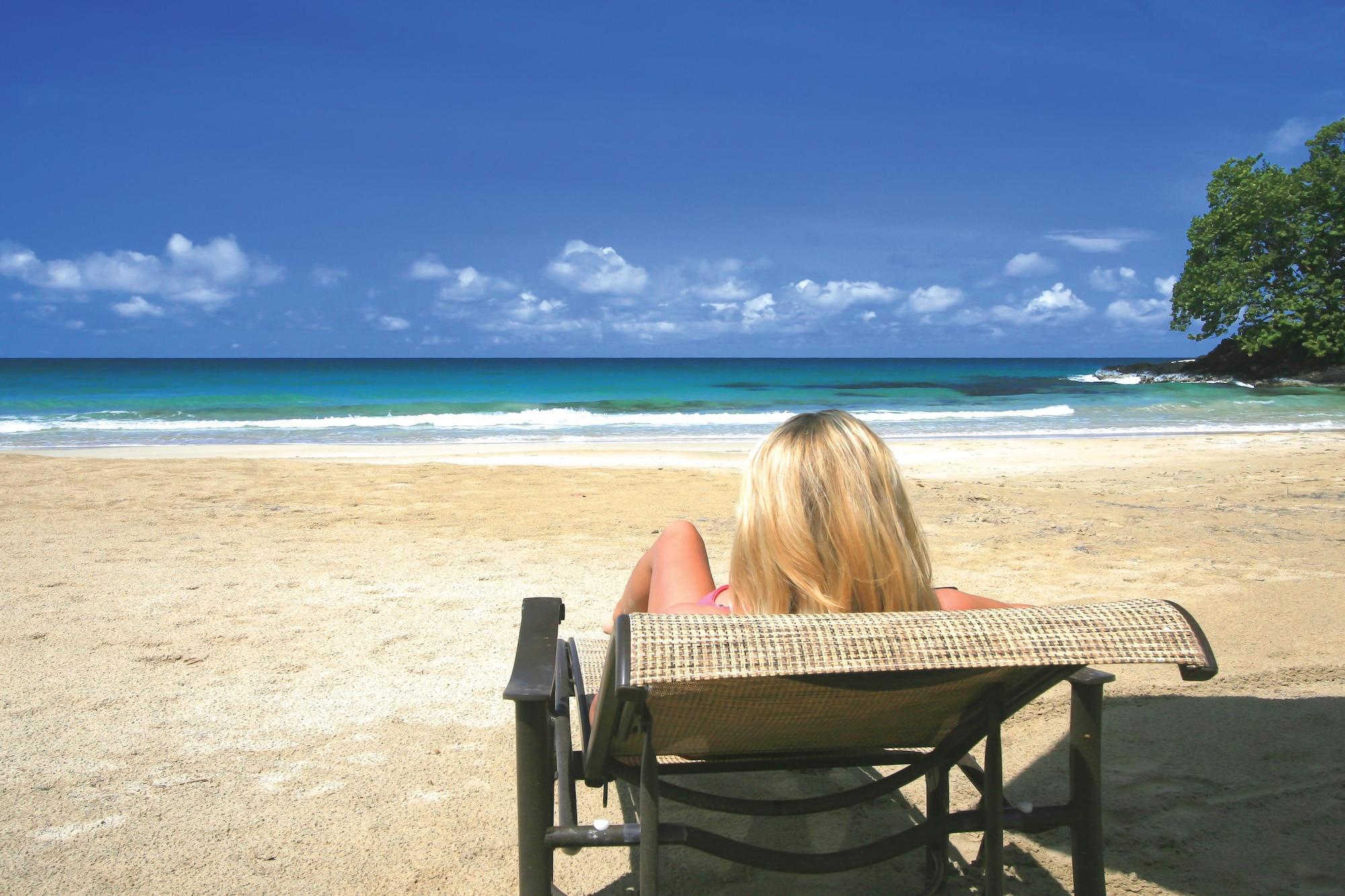 Playa Red Frog Beach Island Resort