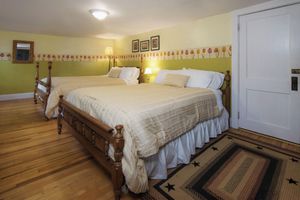 Alojamiento - Monadnock Inn