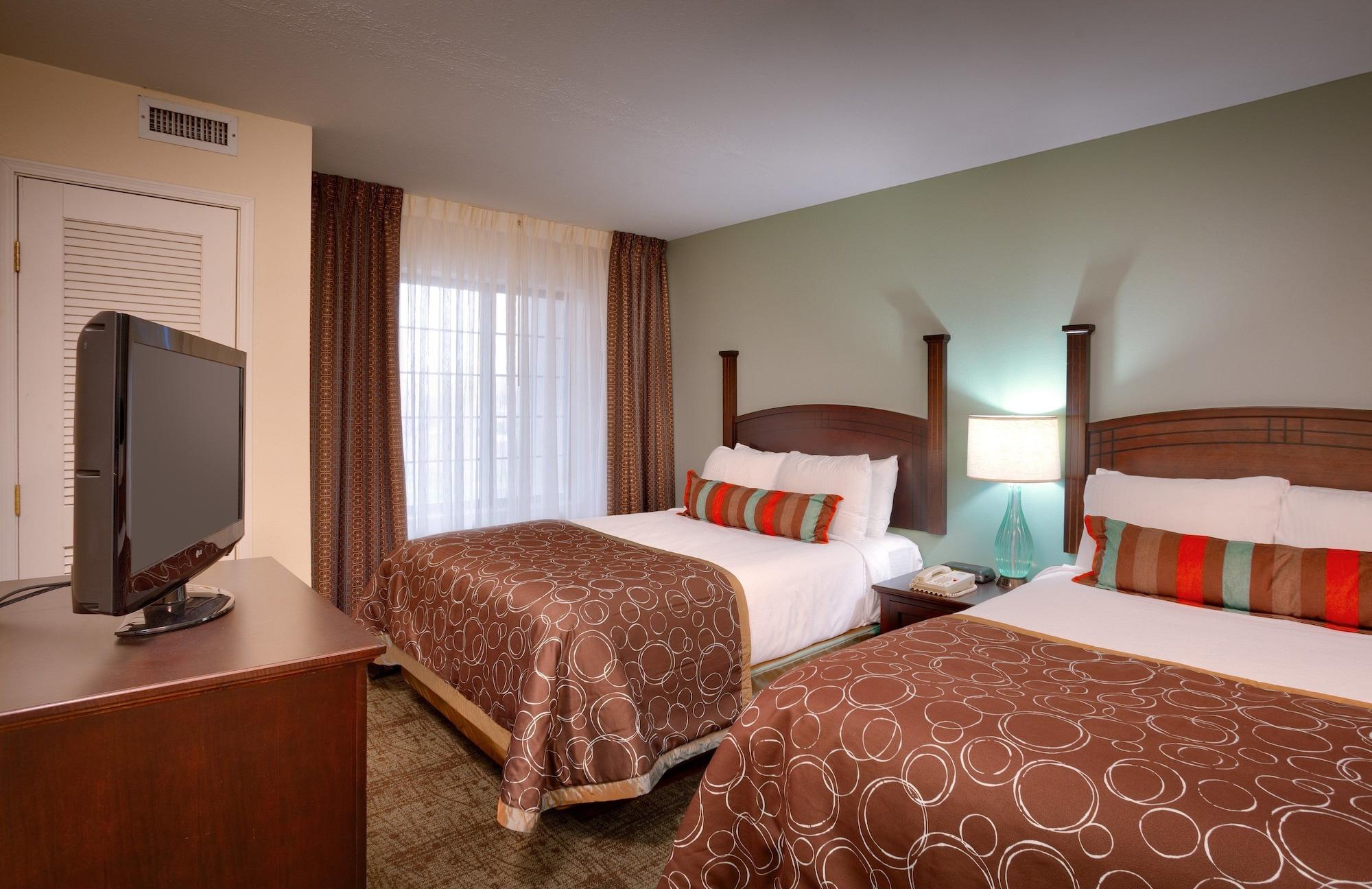 Habitación Staybridge Suites Downtown Peoria by IHG