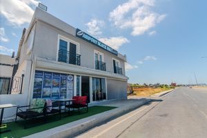 Alojamiento - Airport Black Sea Hotel & Restaurant