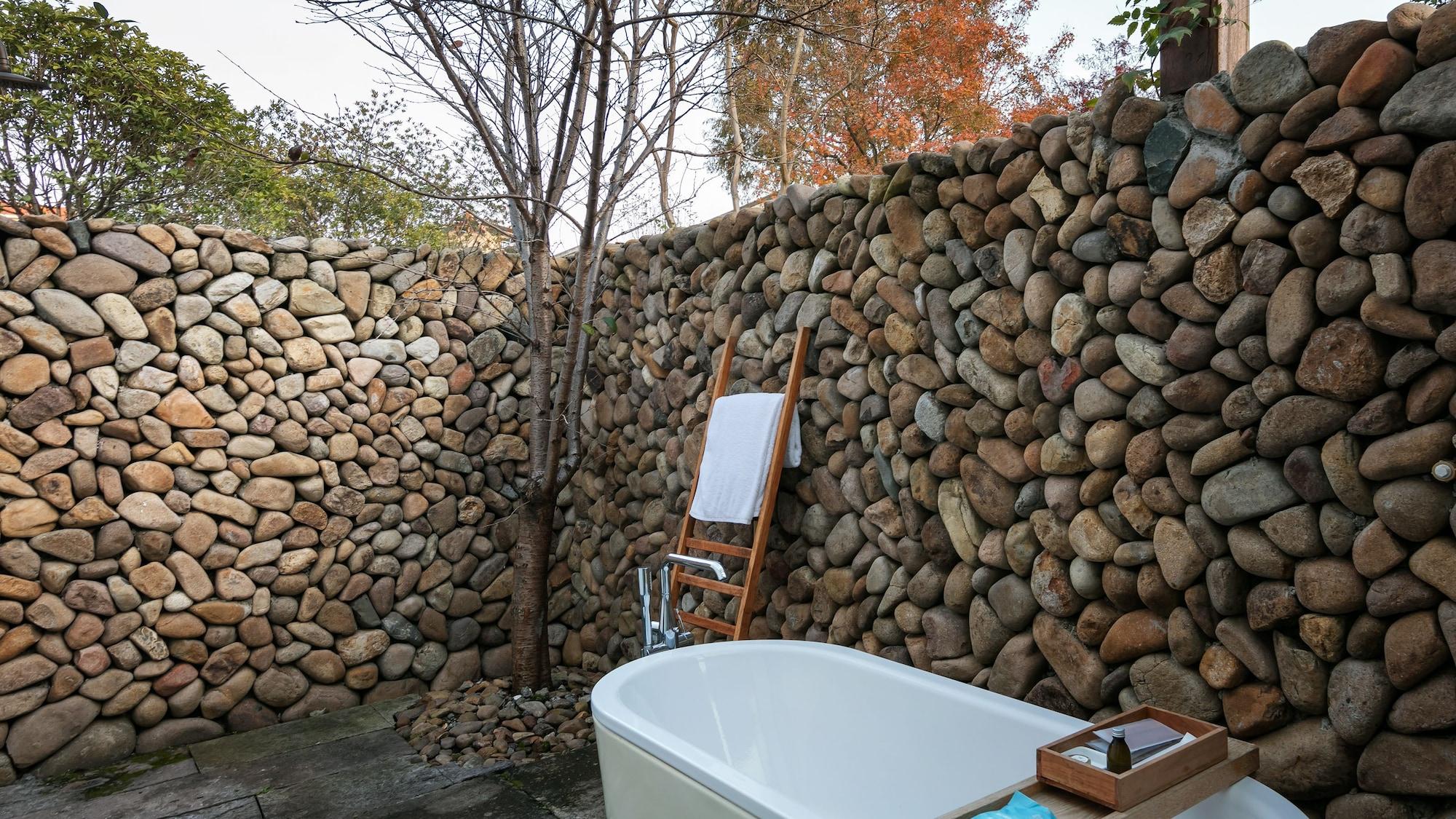 Equipamiento de Habitación Floral Hotel Songyang Niaoshe