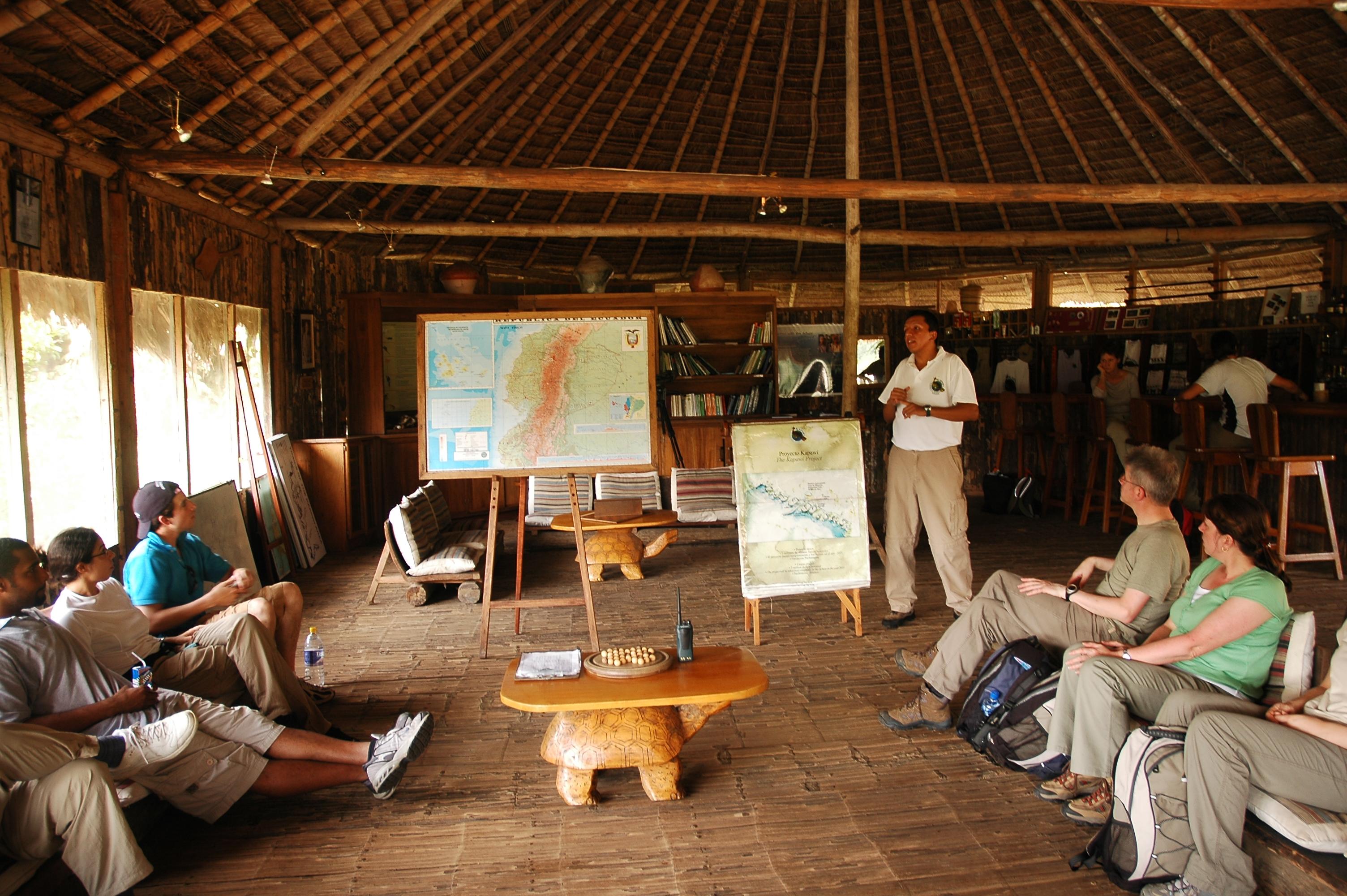 Sala de Reuniones Kapawi Ecolodge & Reserve