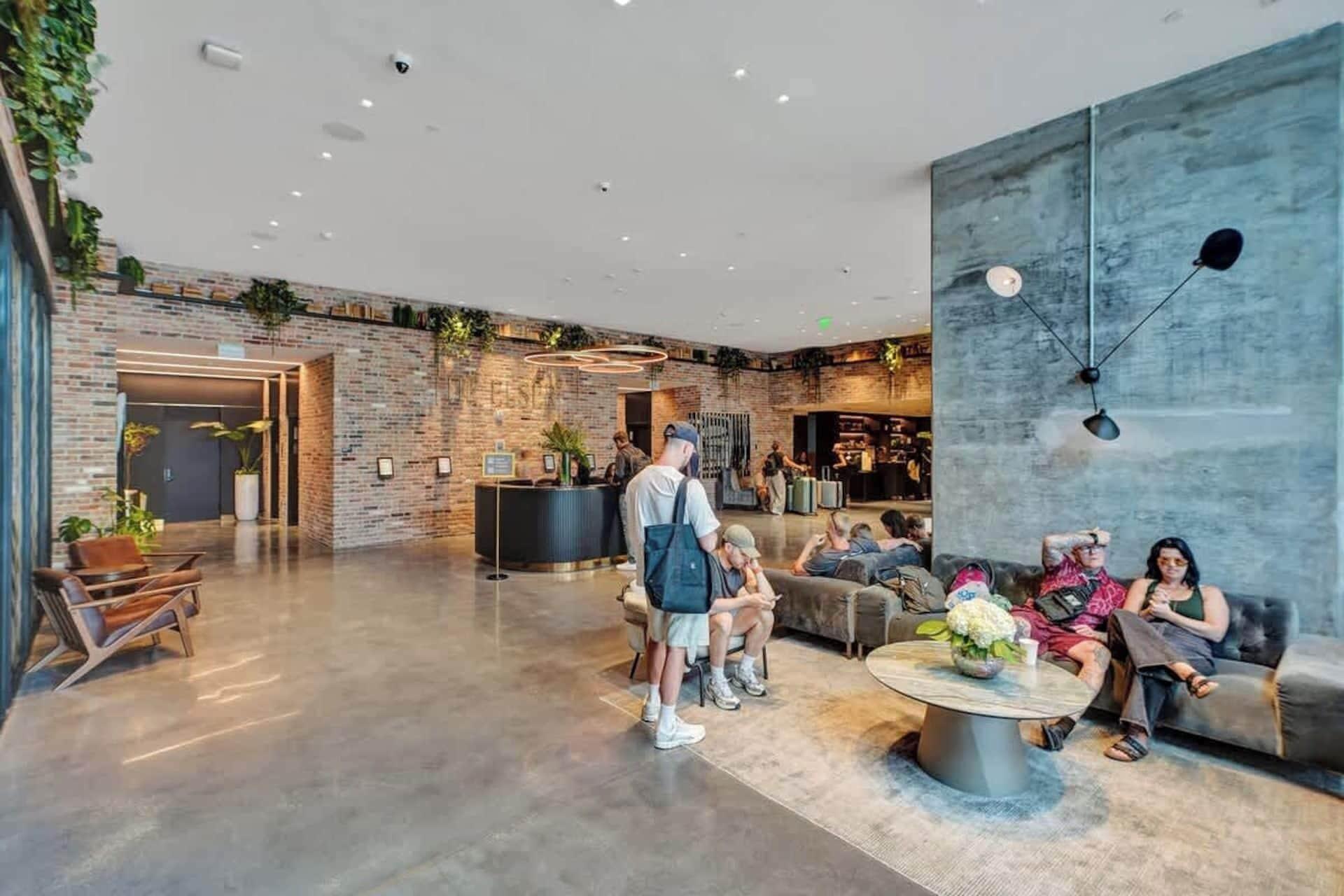Vista Lobby Stay Hospitality - Downtown Miami