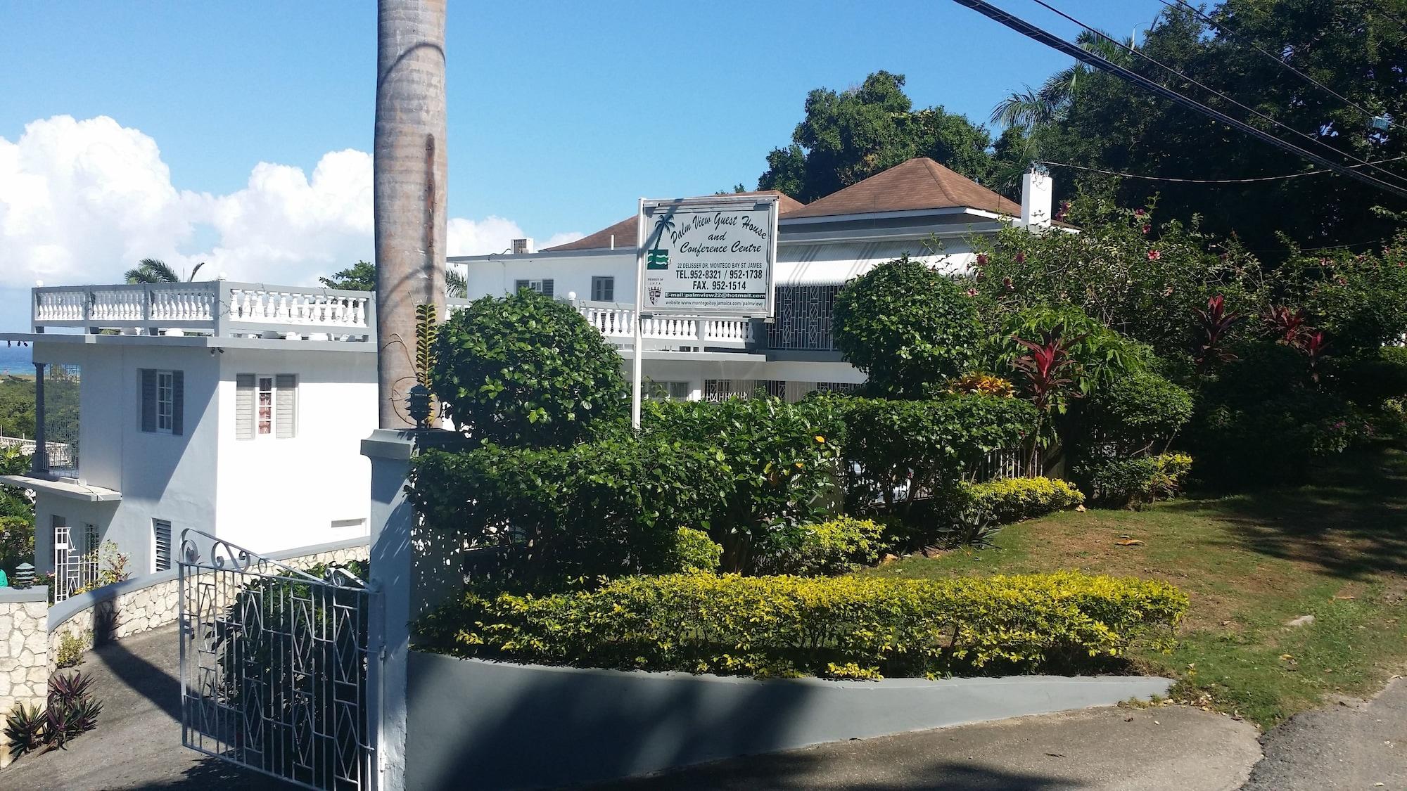 Vista Exterior Palm View Guesthouse and Conference Centre