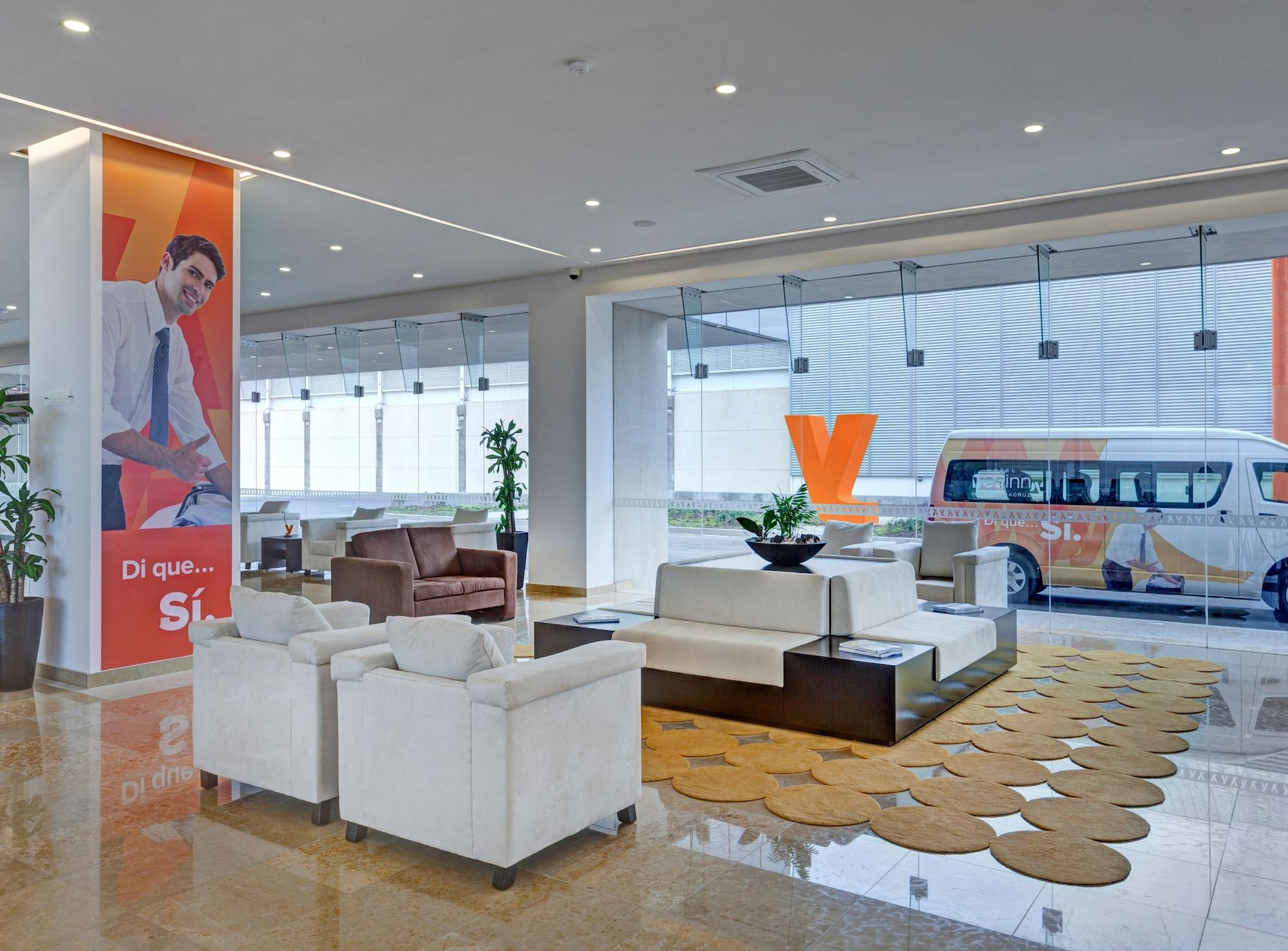 Vista Lobby Yes Inn Nuevo Veracruz