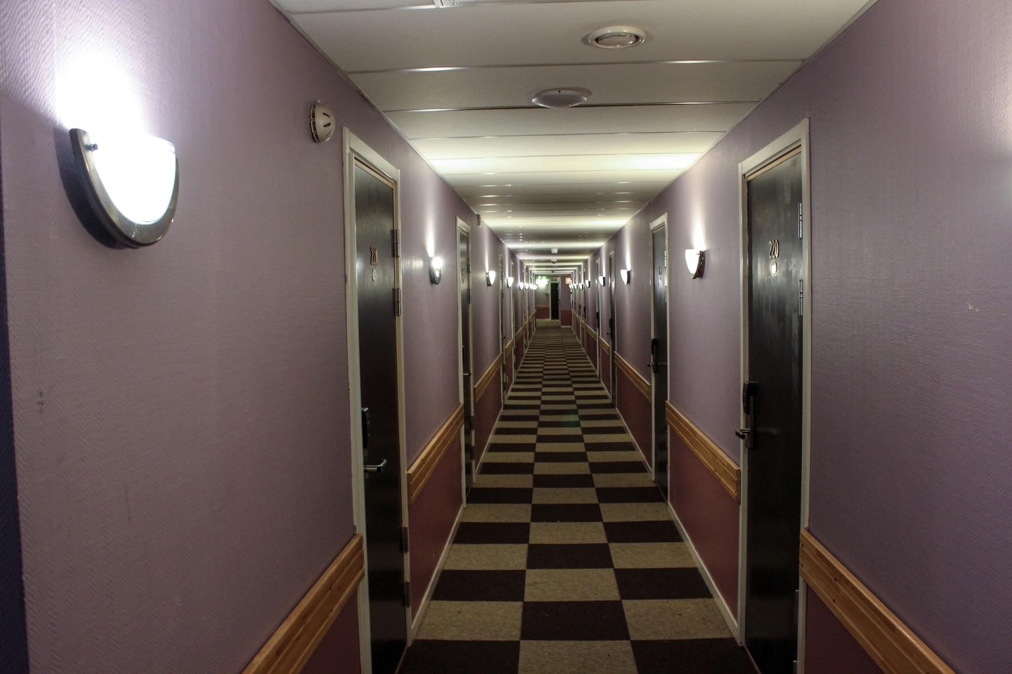 Varios Euroway Hotel M&M AB