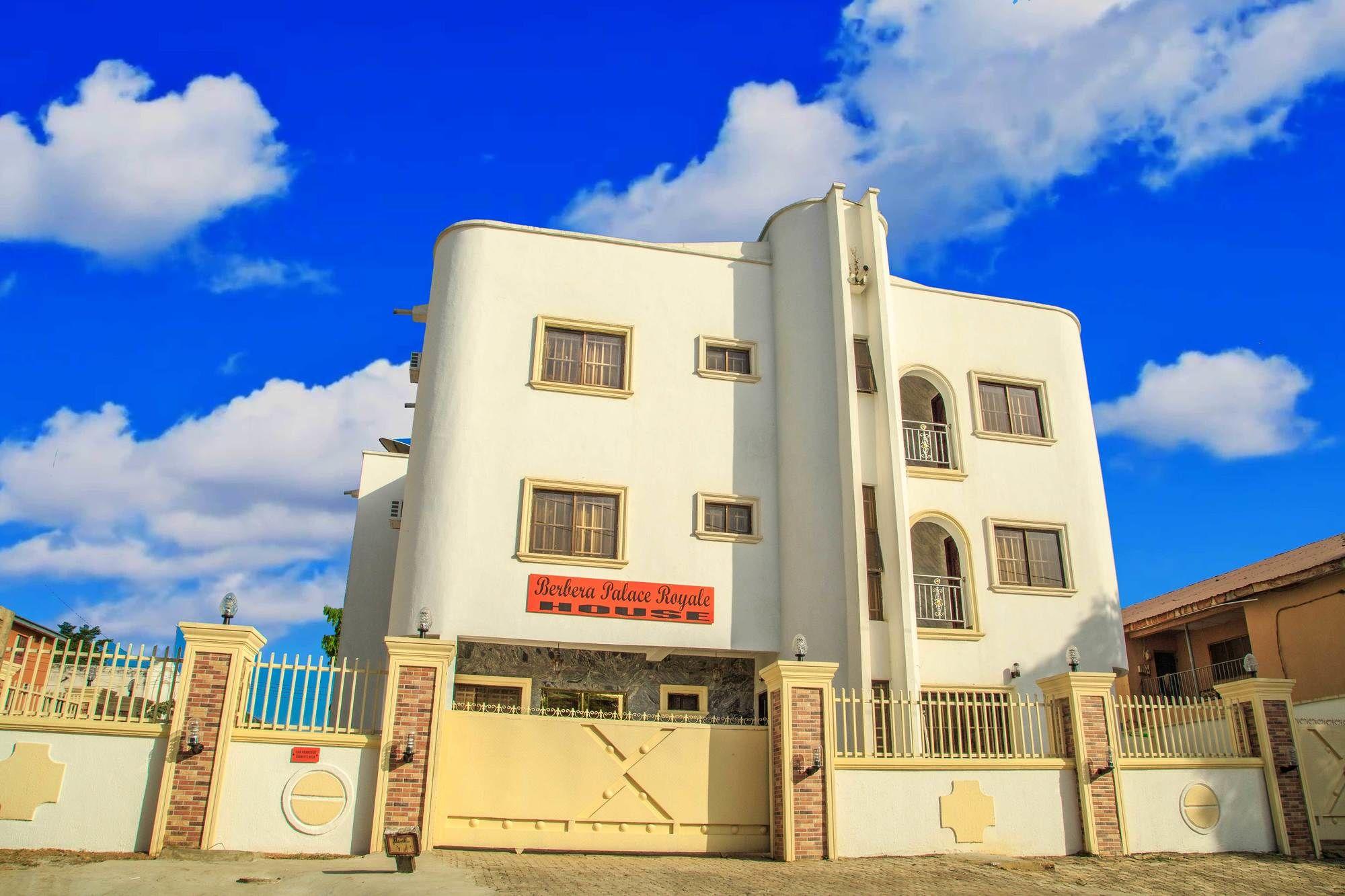 Vista Exterior Berbera Palace Royale