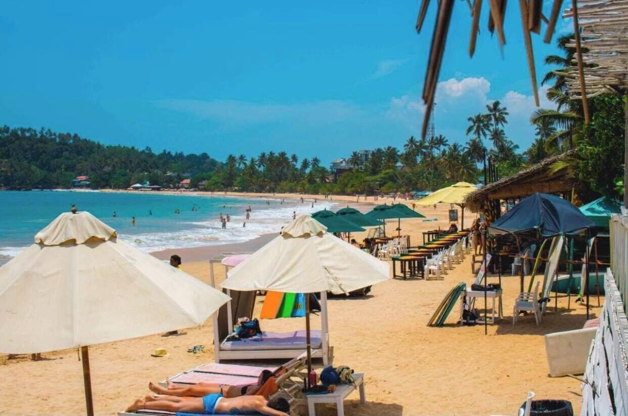 Playa Kiara Sands Hotel Mirissa