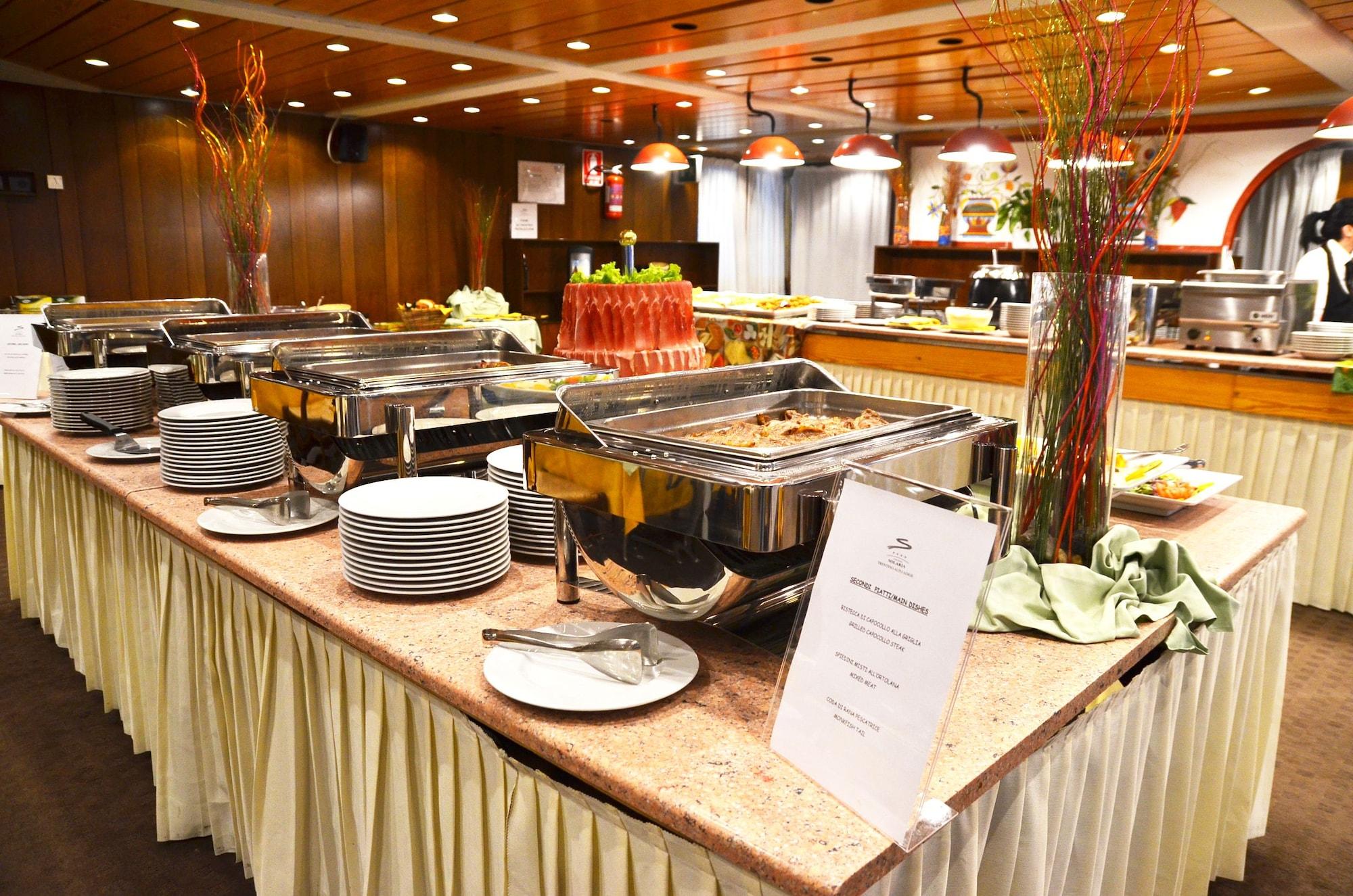 Restaurant Club Hotel Solaria