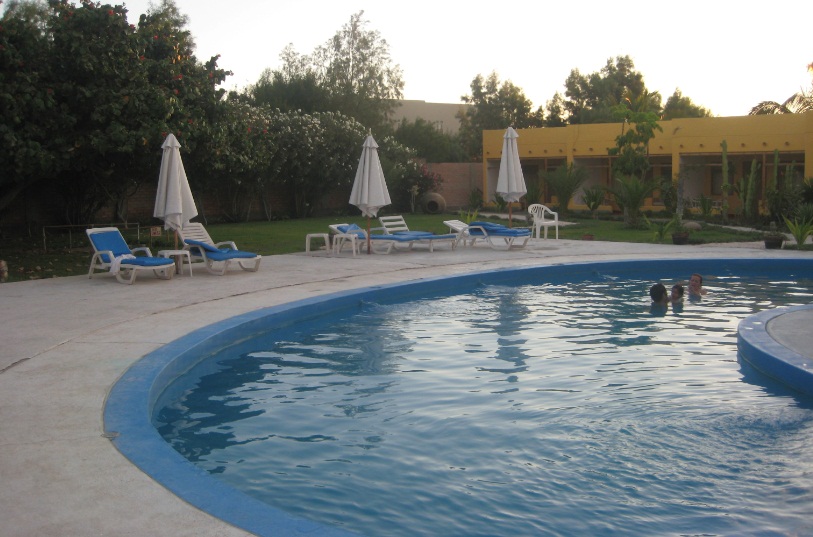 Vista Piscina Hotel El Condor