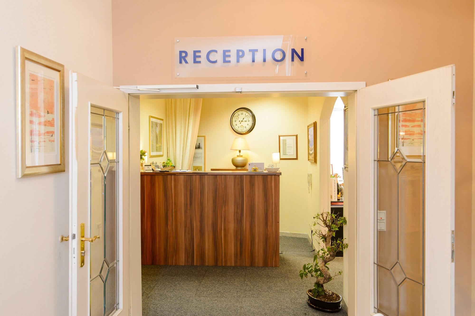 Vista Lobby Hotel Landhaus Ambiente