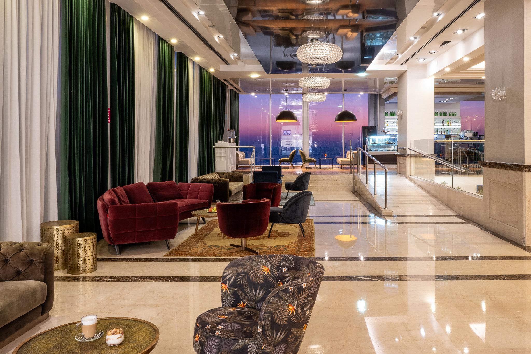 Vista Exterior Crowne Plaza Tel Aviv Beach by IHG