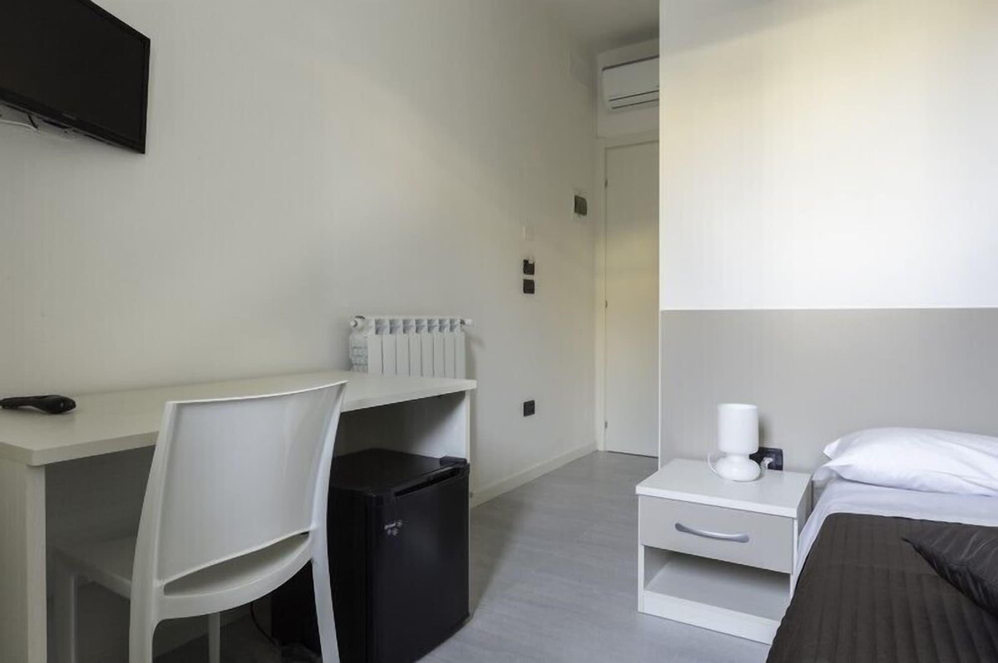 Hotel Easy Venice Room