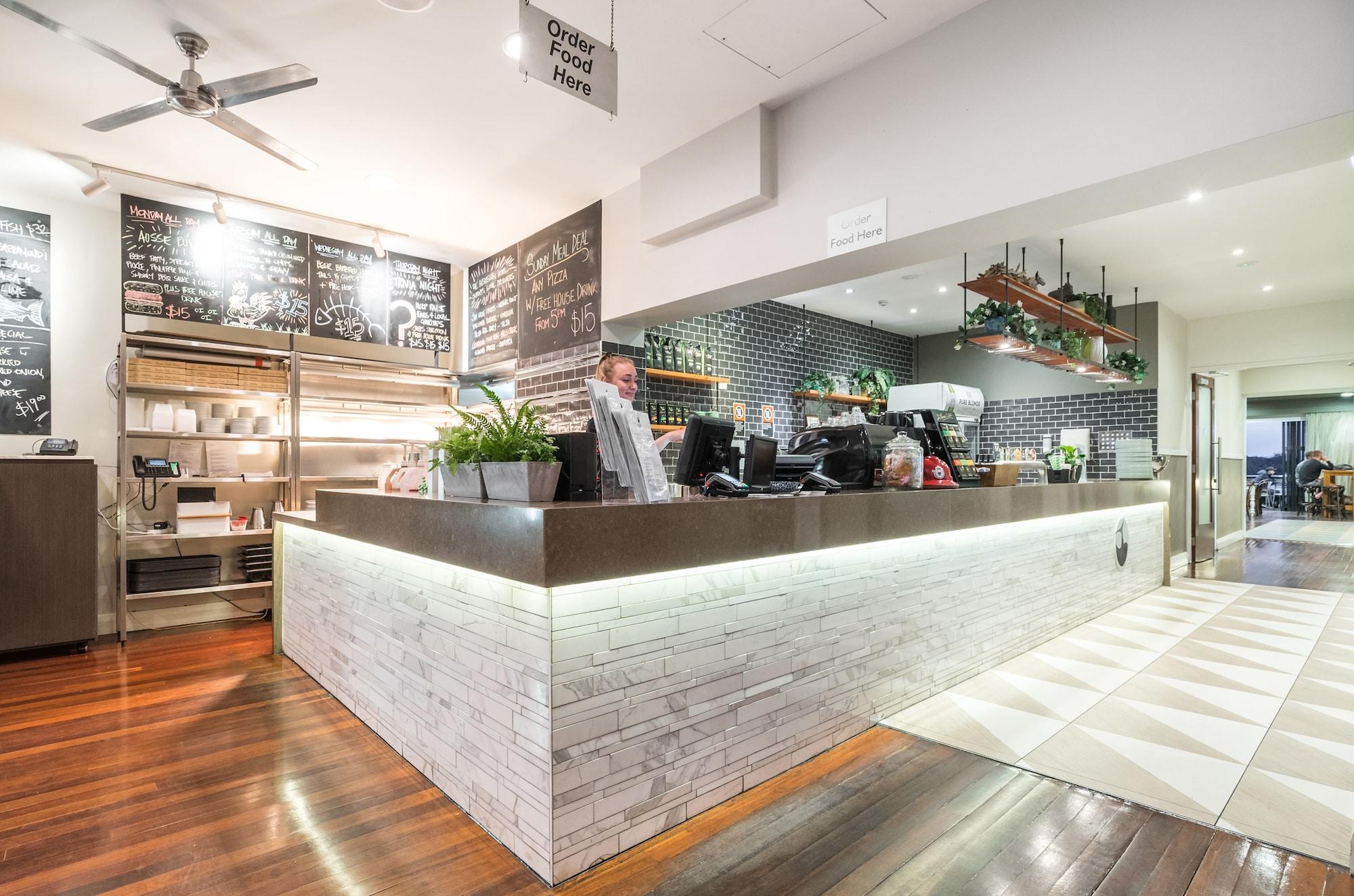 Vista Lobby Huskisson Hotel