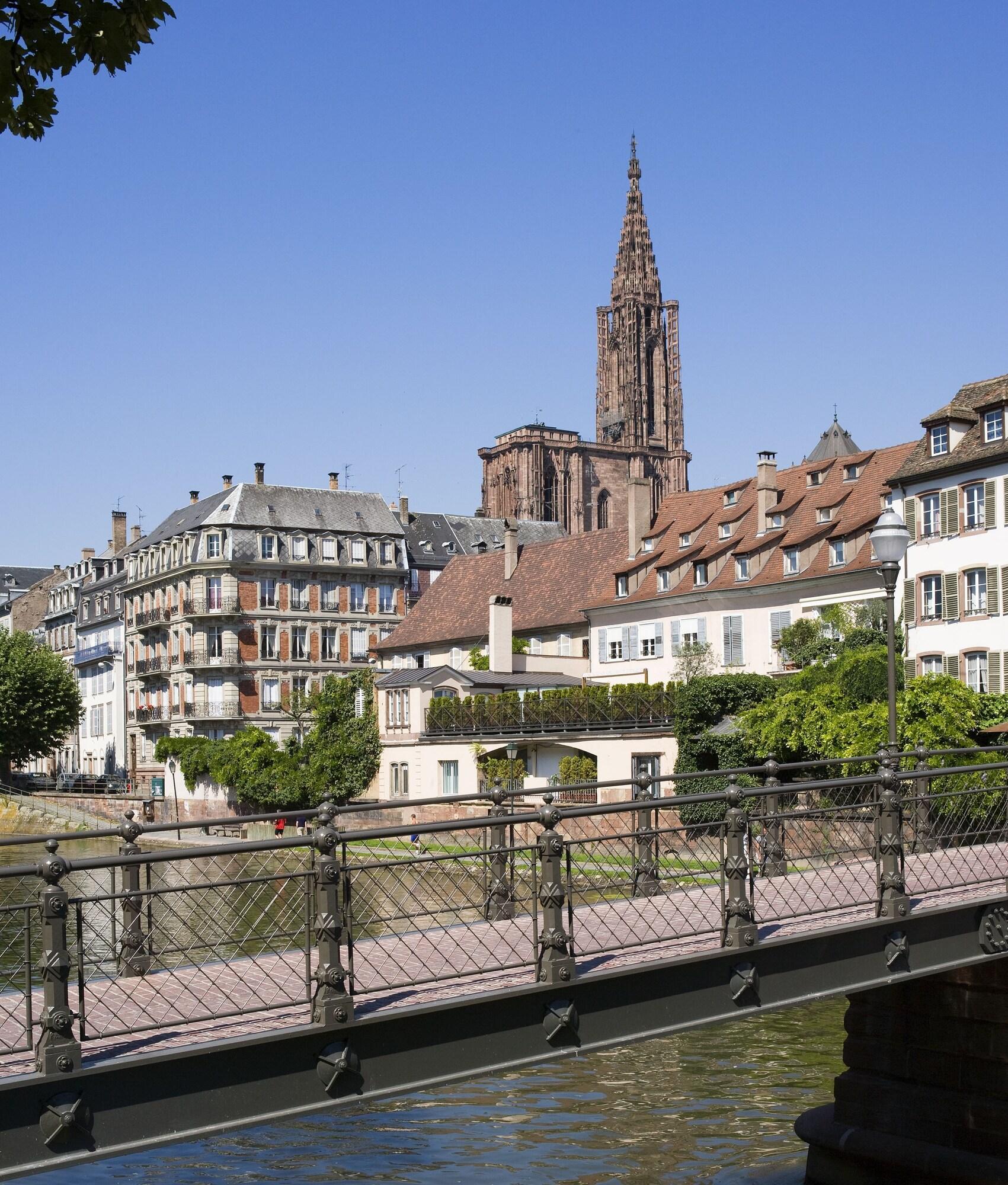 Vista Exterior Hotel ibis Strasbourg Centre Halles