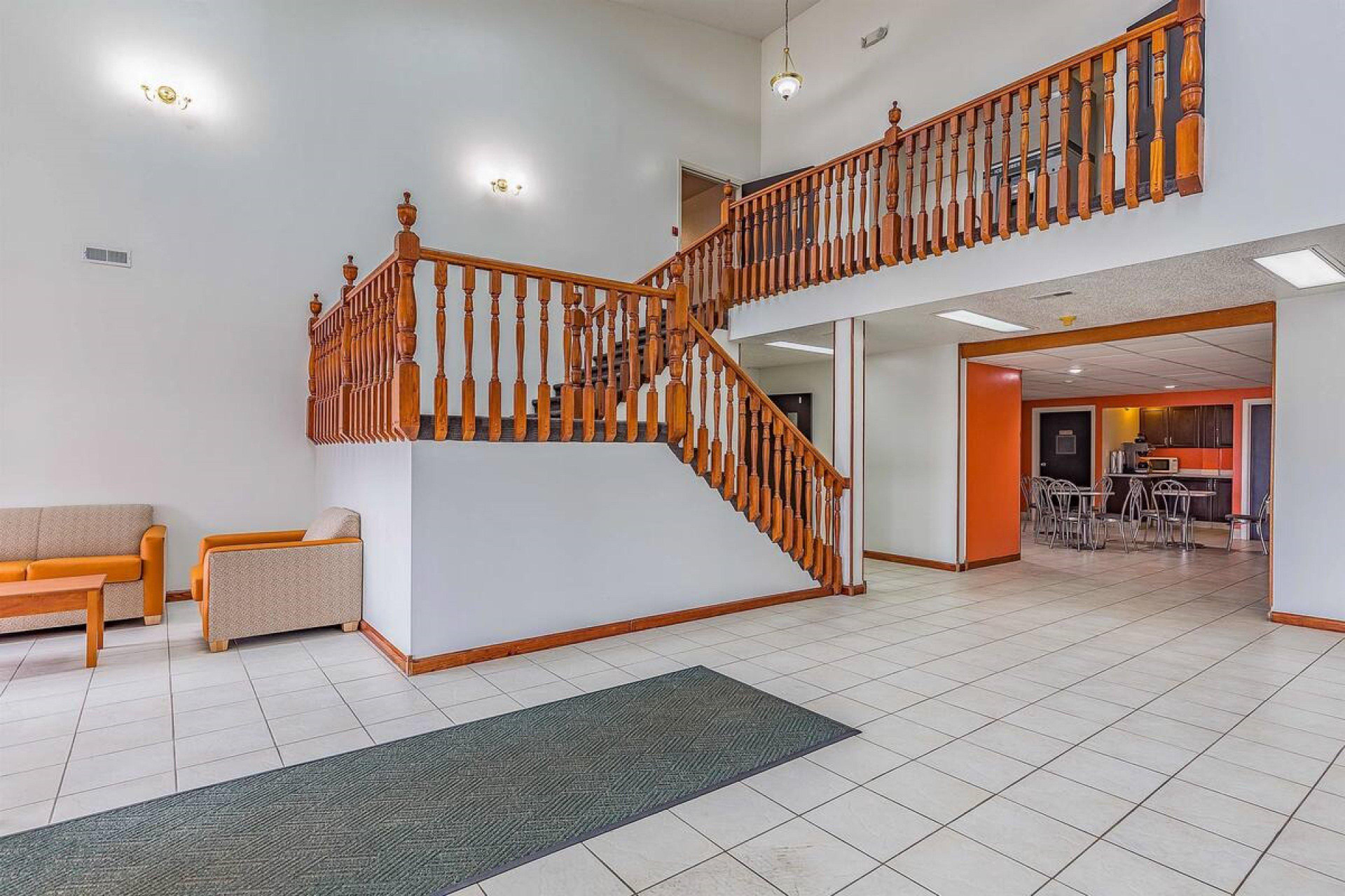 Vista Lobby Red Lion Inn & Suites Pontoon Beach