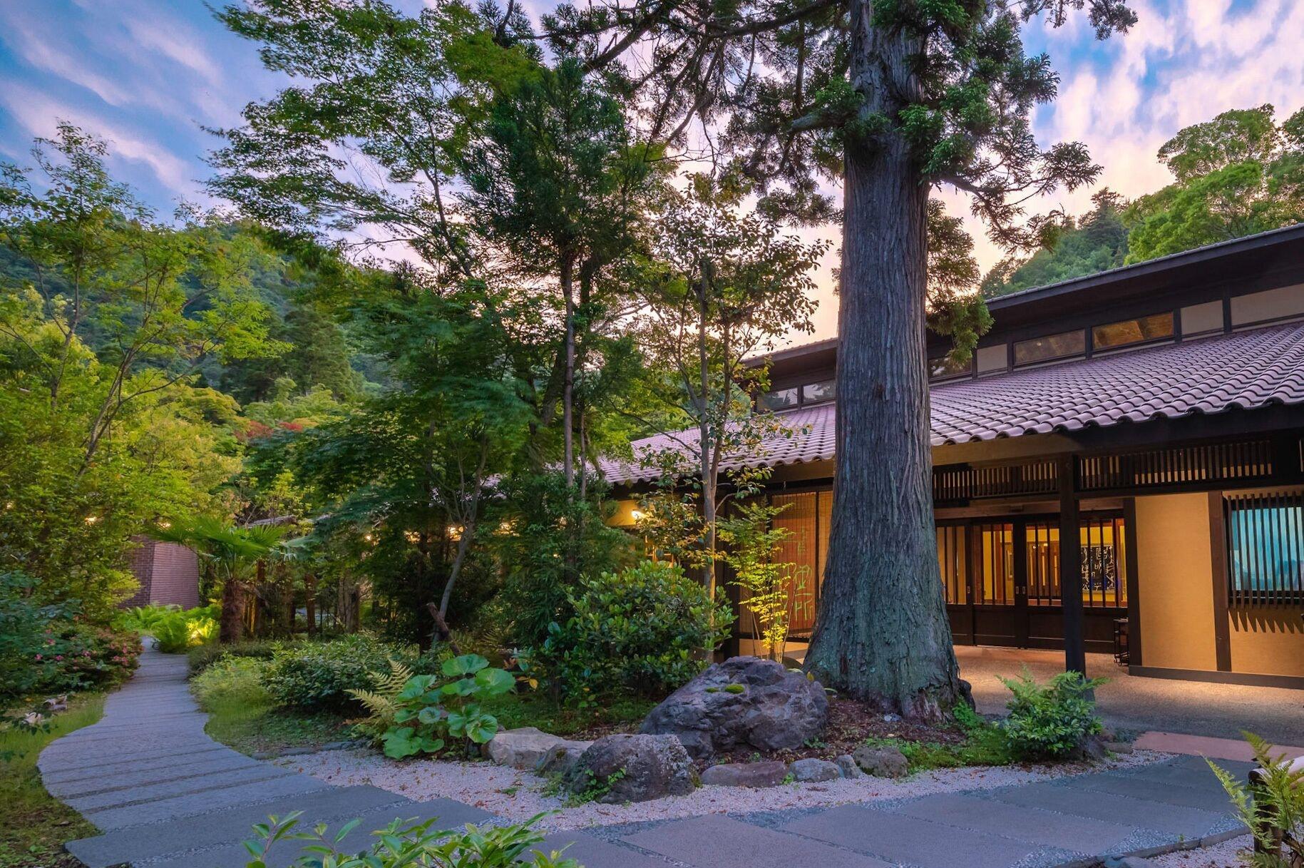 Varios Arimasansoh Goshobessho