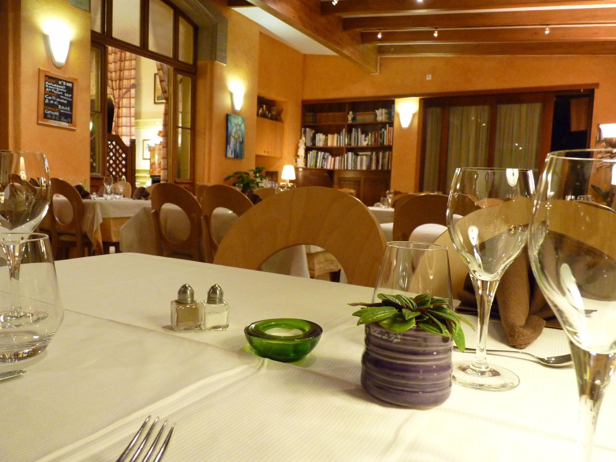Restaurant Logis Hôtel Restaurant Spa Notre Dame de Bonne Fontaine