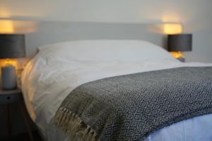 Alquiler Vacacional - Immaculate 1-bed Apartment in Merthyr Tydfil