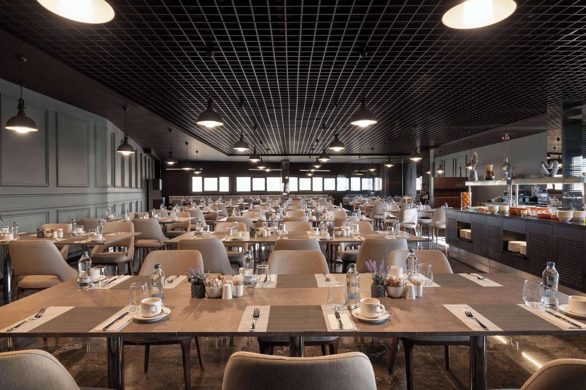 Restaurant FT Lotus Thermal Hotel&Spa, Trademark Collection By Wyndham